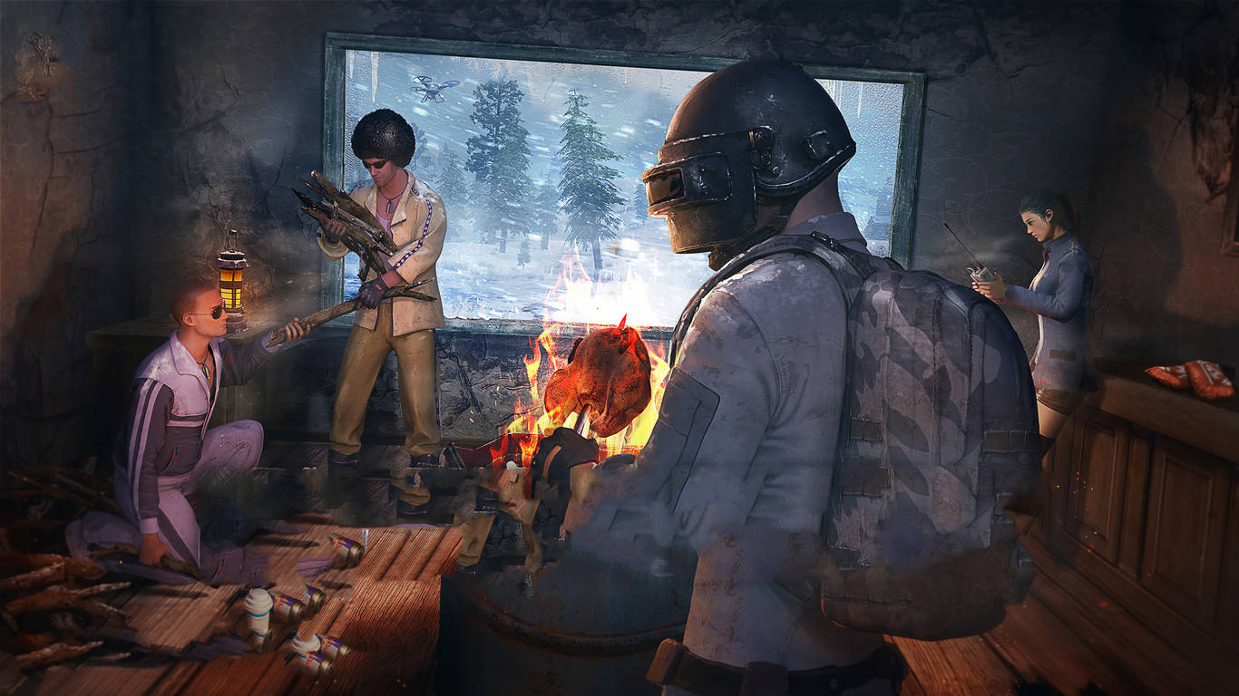 PUBG 桌布 壁紙 — 四名武裝生還者擠在鄉村小屋內熊熊燃燒的營火旁，窗外正飄著雪。
