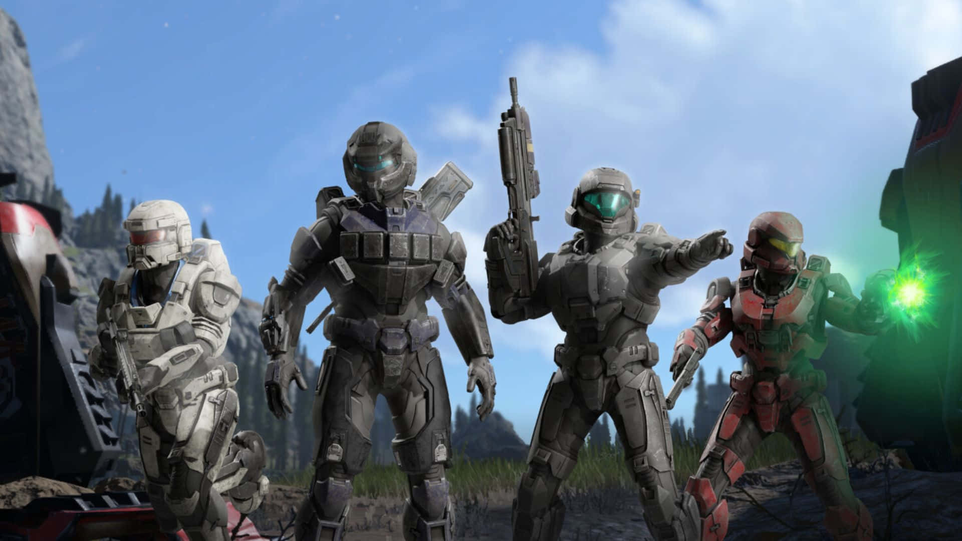 Fireteam Osiris 桌布 壁紙 — 四名身穿未來裝備的裝甲士兵在明亮的藍天下，準備就緒於岩石戶外戰場上。