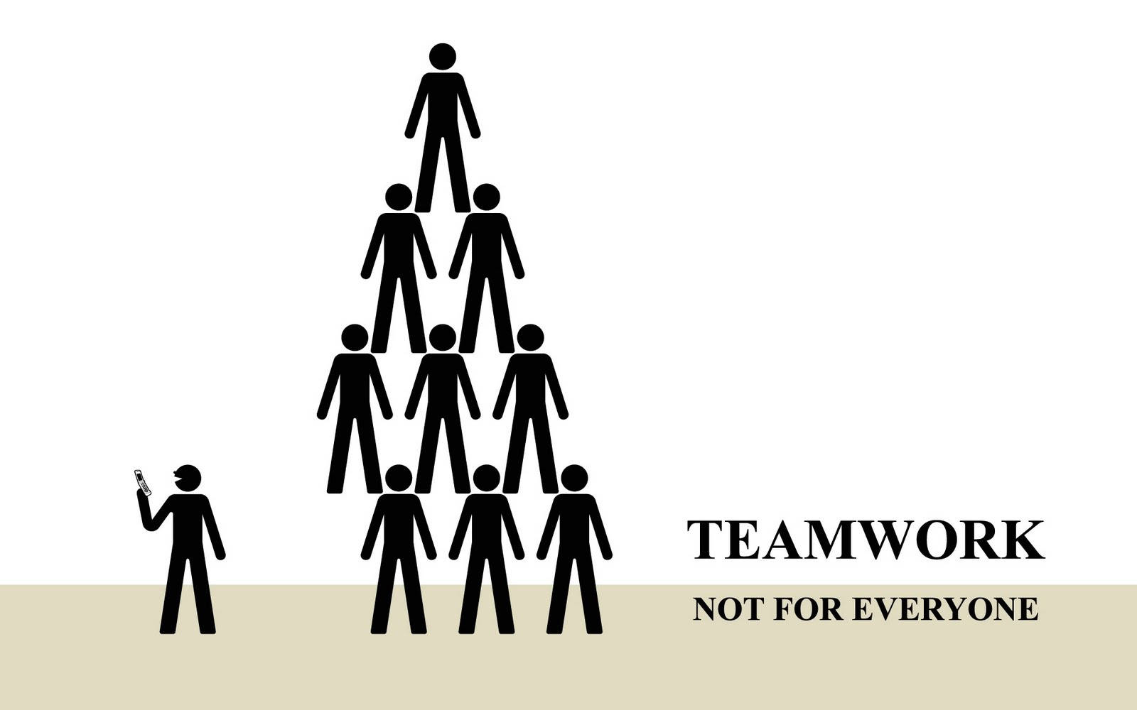 火柴人金字塔，其中一人持槍，文字 teamwork not for everyone。