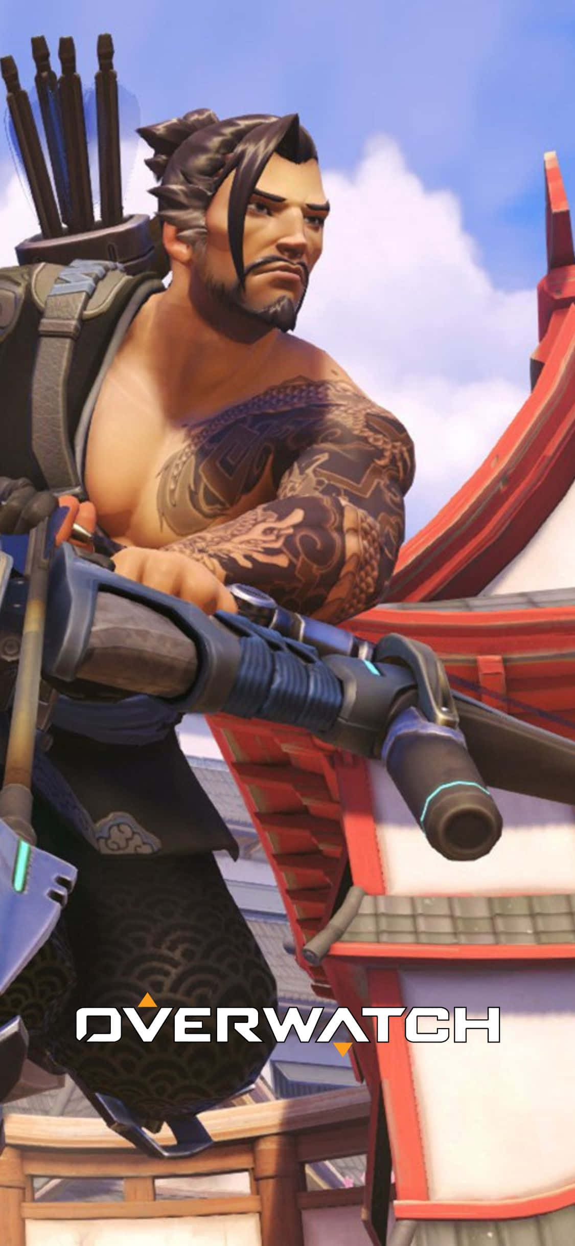 在 iPhone X 上體驗《Overwatch》的壯闊傳奇 壁紙 — 一個肌肉發達的《鬥陣特攻》角色，身上有紋身並手持弓箭，站在紅白相間的傳統屋頂上，背景是藍天。