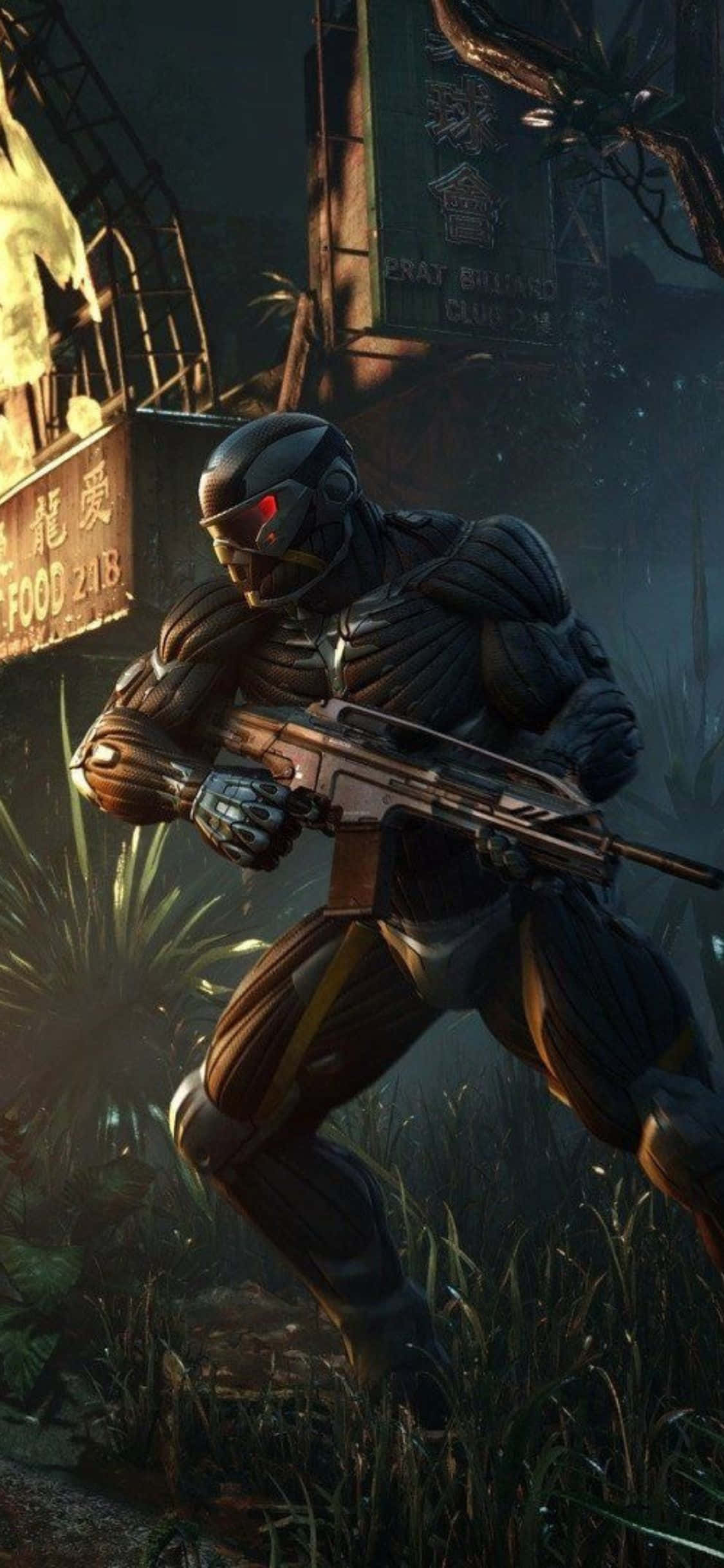 在 iPhone X 上體驗刺激的 Crysis 3 冒險 壁紙 — 一名身穿暗色盔甲的未来士兵在霓虹燈照亮的城市小巷中蹲下，手持步槍。