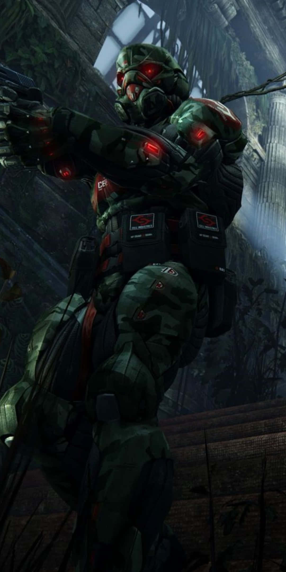 在 Pixel 3 上體驗《Crysis 3》的未來視覺 壁紙 — 一名身穿綠色戰術裝備、擁有發光紅眼和盔甲的士兵站在廢墟城市環境中。