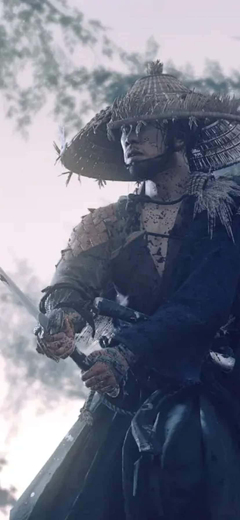 戴草帽的武士在霧氣森林中持劍。 — 武士 壁紙