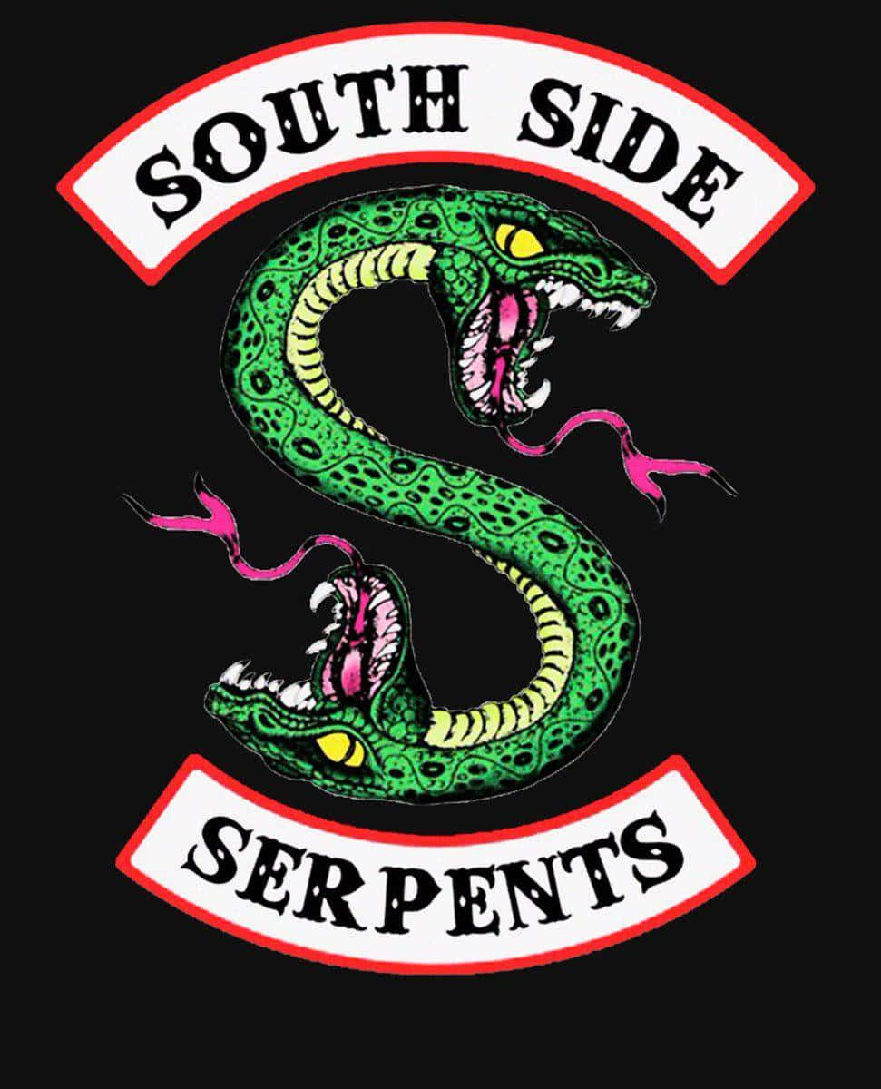 綠色蛇標誌，黑色背景上帶有 'South Side Serpents' 文字。