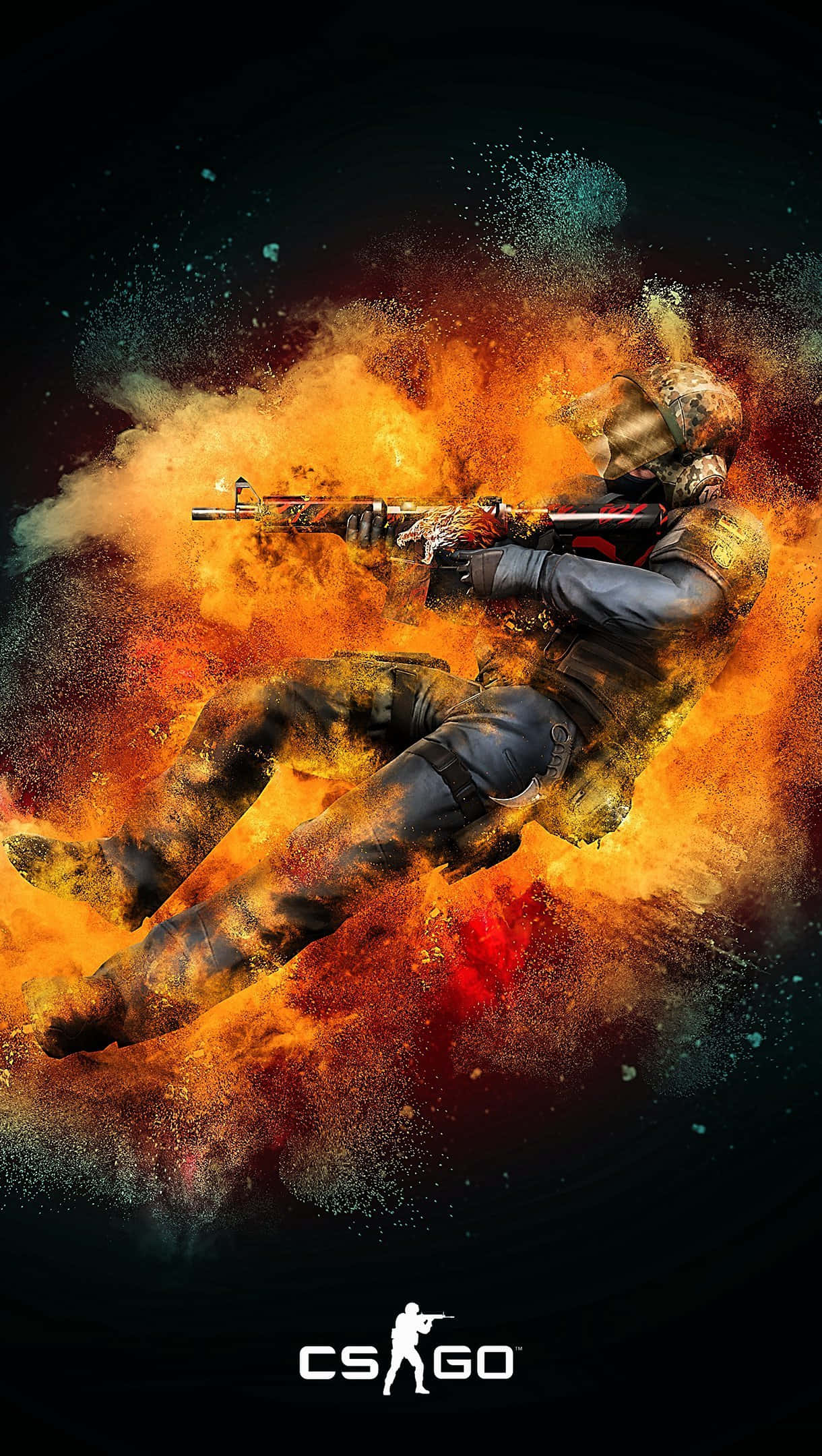 在壯觀的 iPhone Xs Max 上享受激烈的 FPS 遊戲 壁紙 — 一名身穿戰術裝備的CS:GO士兵在黑暗背景下，於帶有發光粒子的猛烈爆炸中發射步槍。