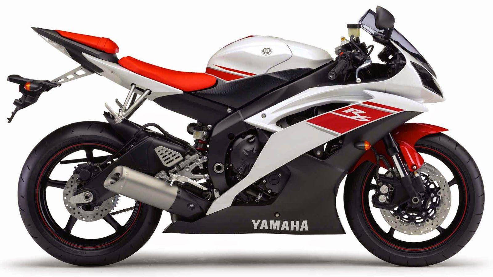 機車 桌布 壁紙 — 在攝影棚燈光下展示的時尚白色和紅色Yamaha R電單車，帶有黑色點綴和紅色座椅。