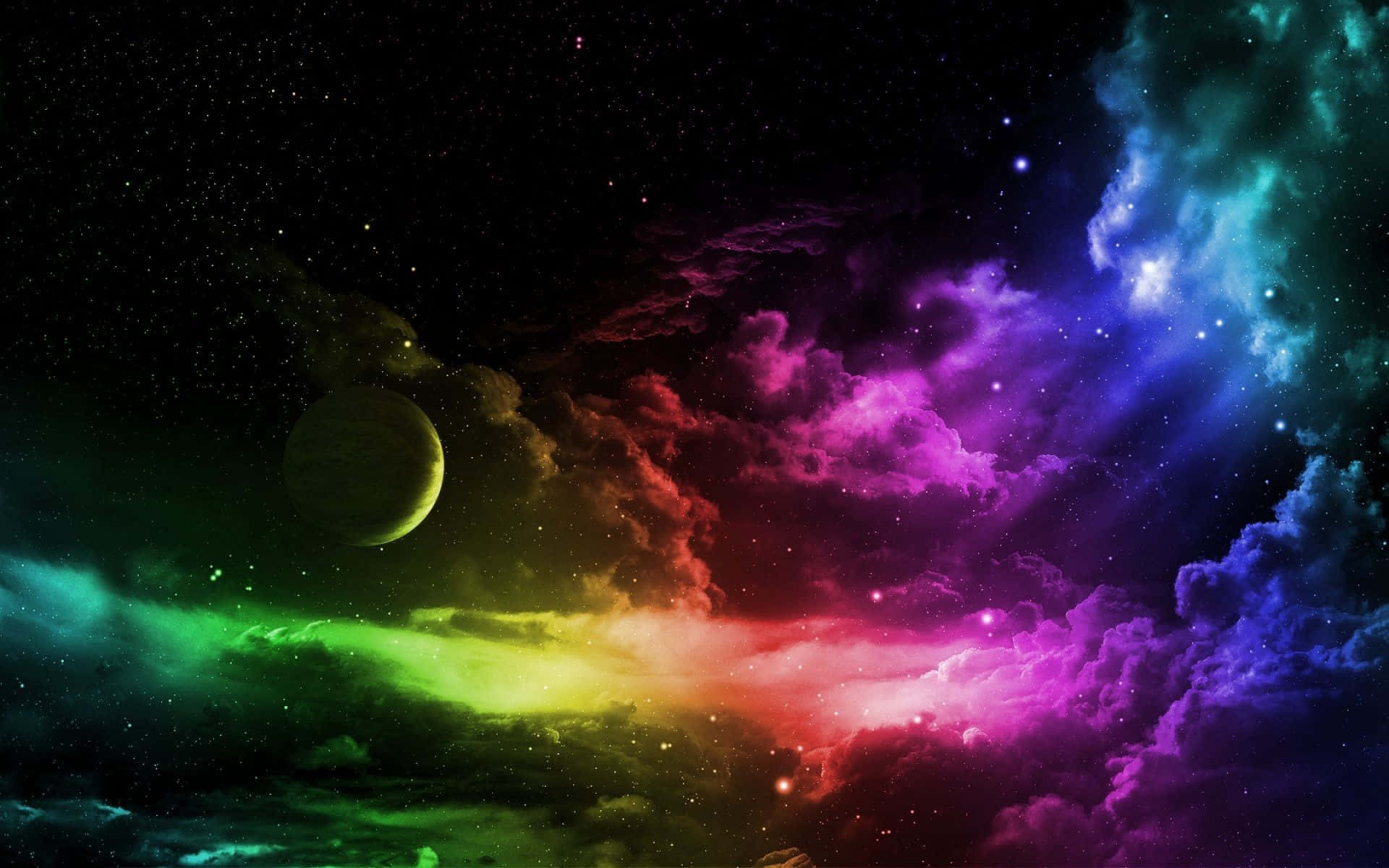 Trippy Space 桌布 壁紙 — 在繁星點點的夜空下，一個充滿活力的宇宙星雲以紫色、粉紅色和綠色色調圍繞著一顆發光的行星旋轉。