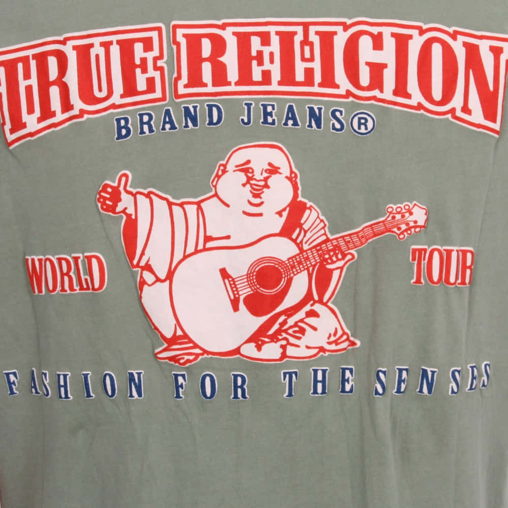 True Religion品牌牛仔T恤，帶有佛陀彈結他圖案。