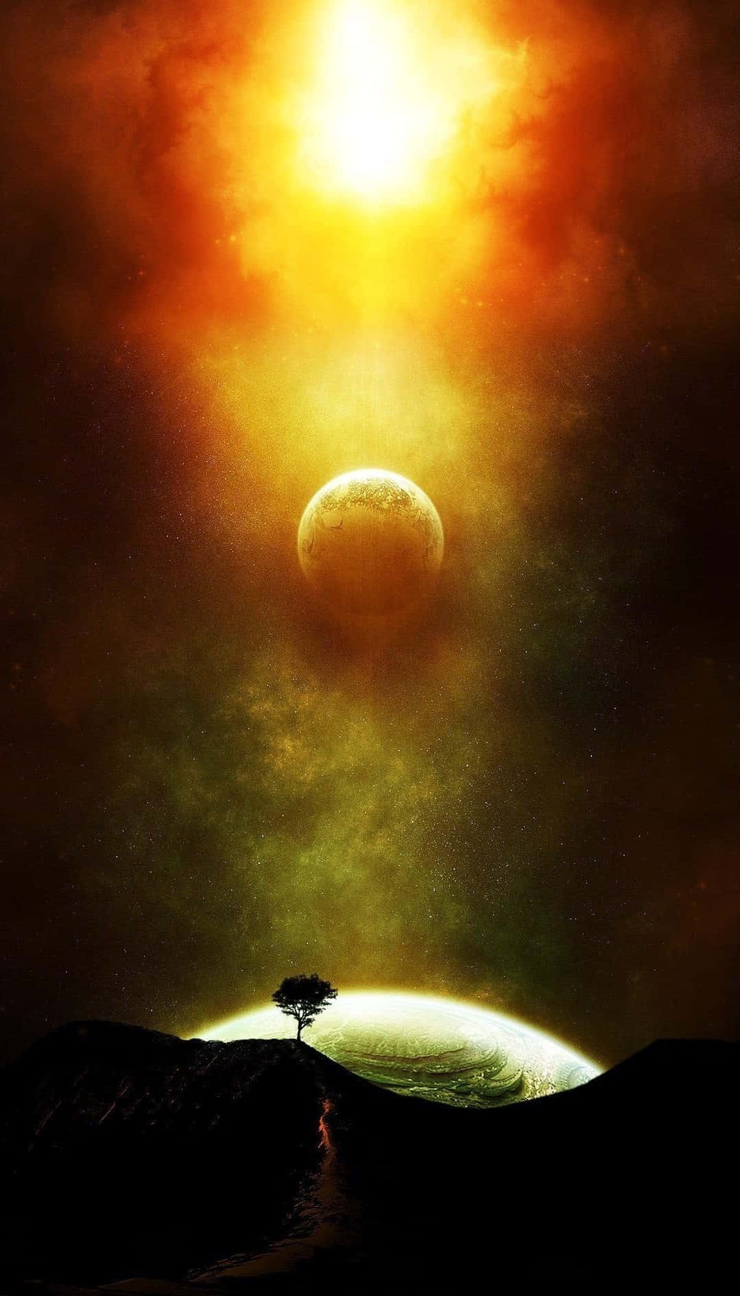 山丘上的一棵孤獨的樹，下方是發光的太陽和漂浮的行星，在宇宙天空中。