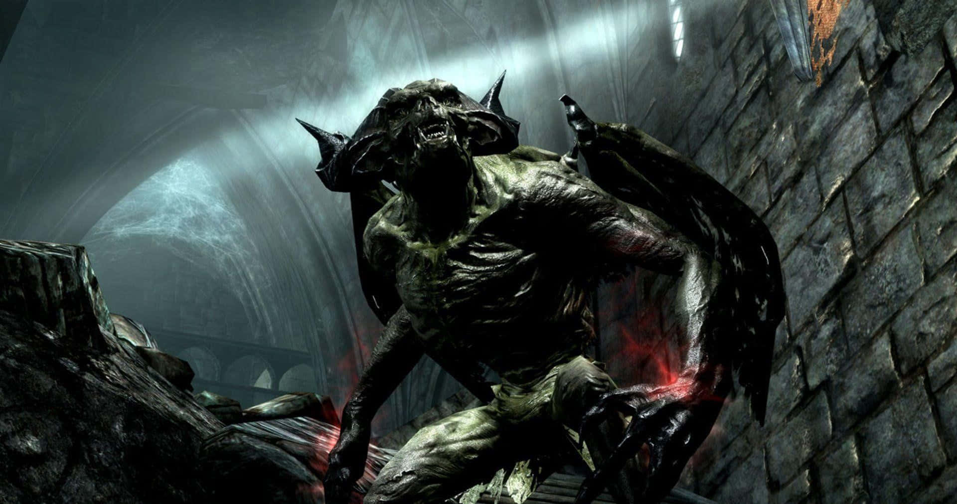 一個在黑暗石頭地牢中長著角和翅膀的可怕惡魔。