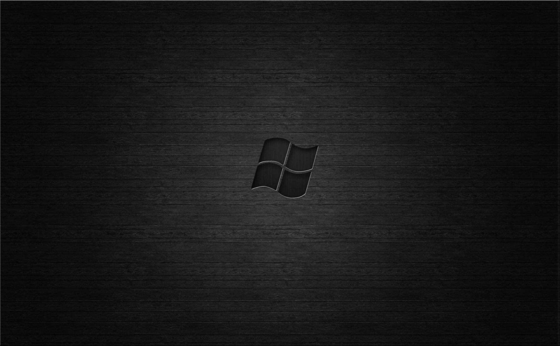 深色木紋背景上的Windows標誌