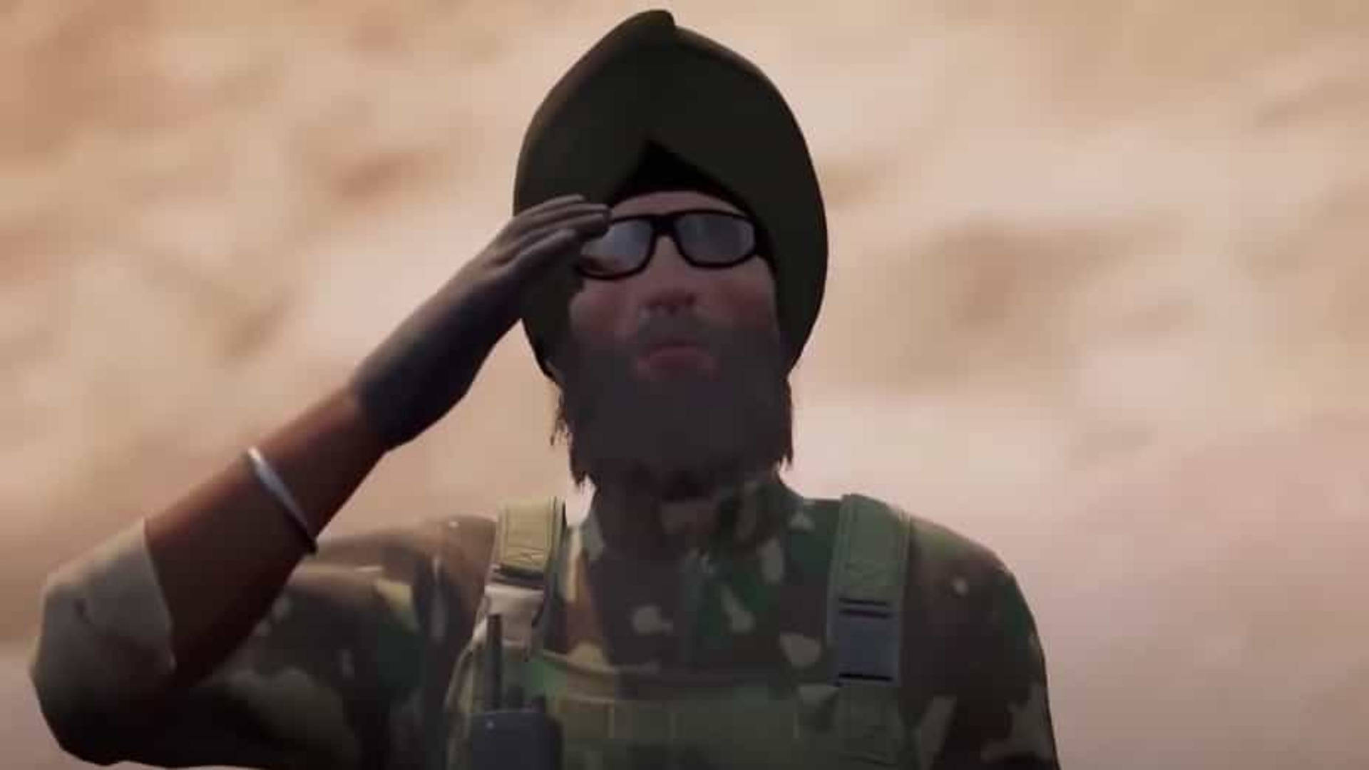 一名身穿迷彩服和頭巾的士兵在塵土飛揚的沙漠環境中敬禮。