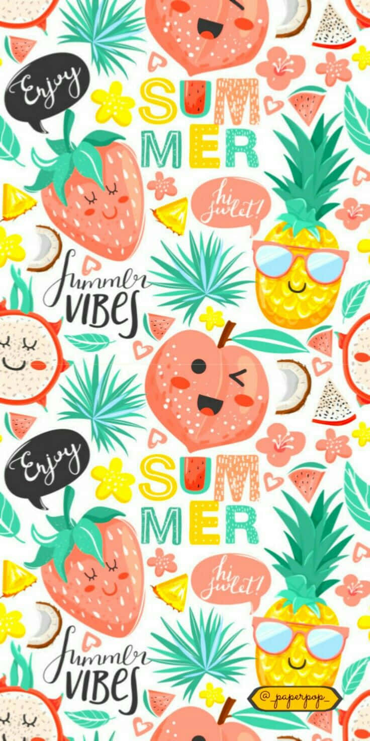 色彩繽紛的卡通水果戴著太陽眼鏡，夏日文字以俏皮圖案呈現。