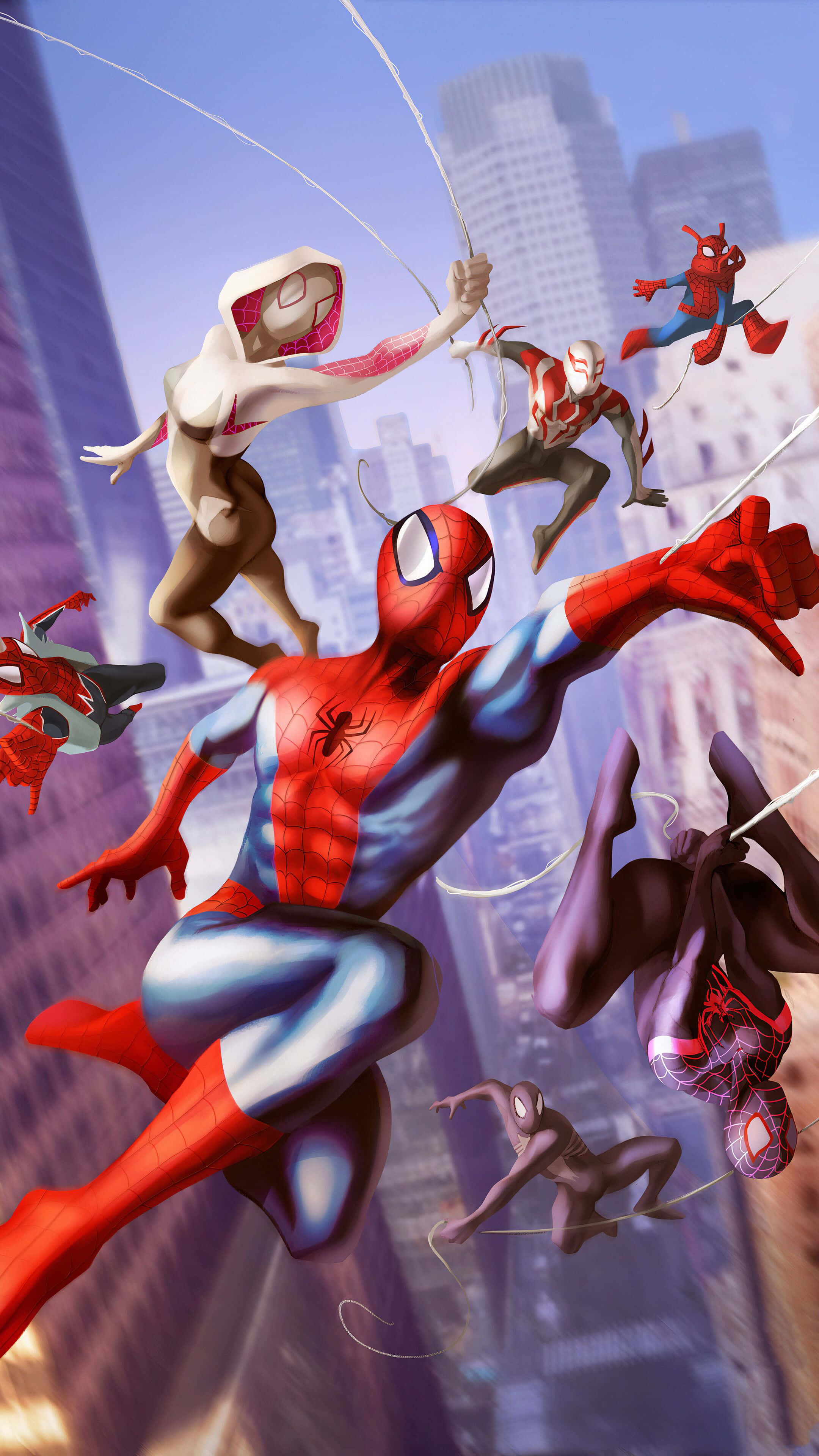 Gwen Stacy 桌布 壁紙 — 多個蜘蛛俠變體在陽光普照、高樓林立的城市景觀中動態擺盪。