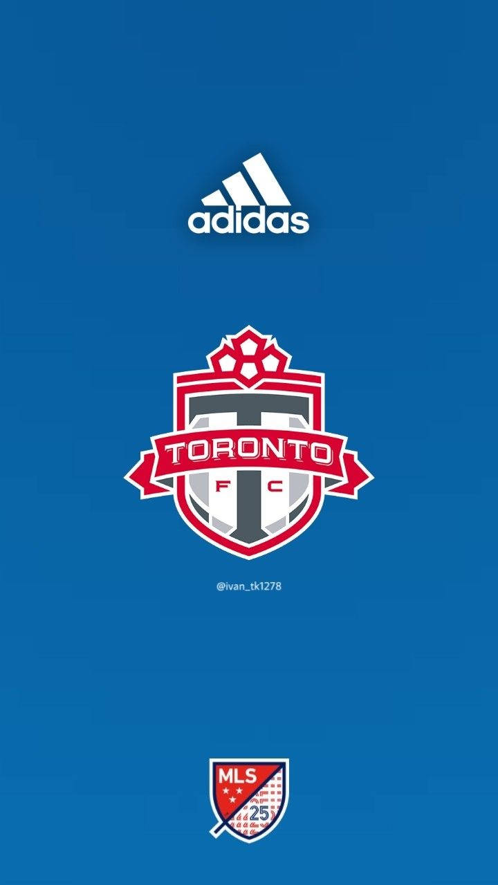 多倫多FC足球隊標誌，帶有Adidas和MLS徽章，背景為藍色。