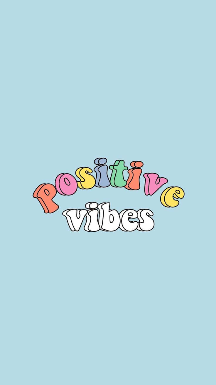 色彩繽紛泡泡字體的Positive vibes文字，柔和藍色背景