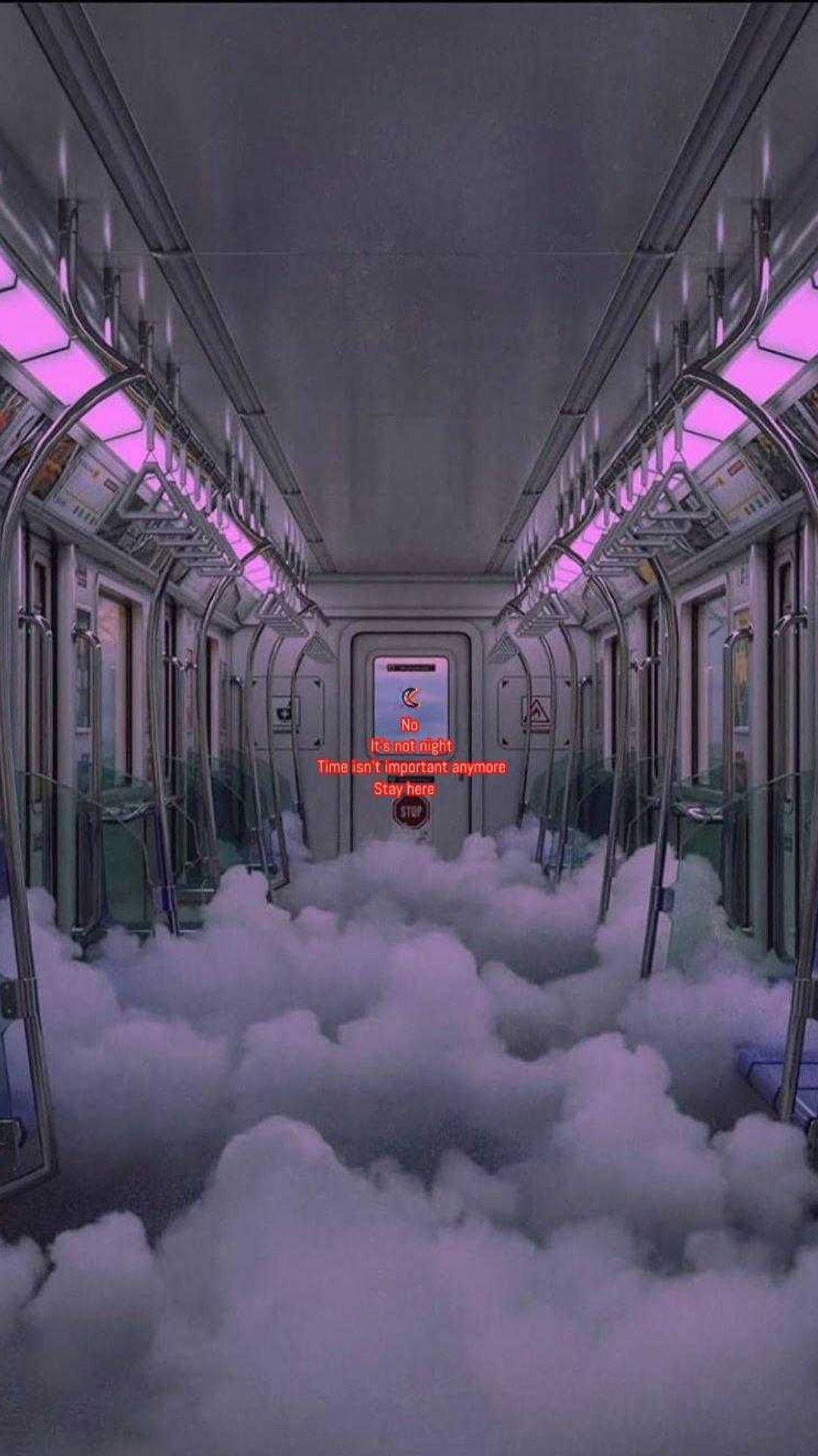 空蕩蕩的地鐵車廂，充滿雲霧和發光的紫色燈光，門上有一條紅色訊息。