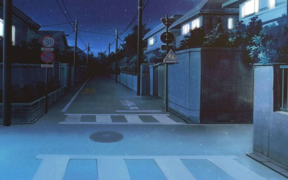 Japanese Anime 桌布 壁紙 — 夜晚寧靜的日本街道，窗戶發光，上方星空閃爍。