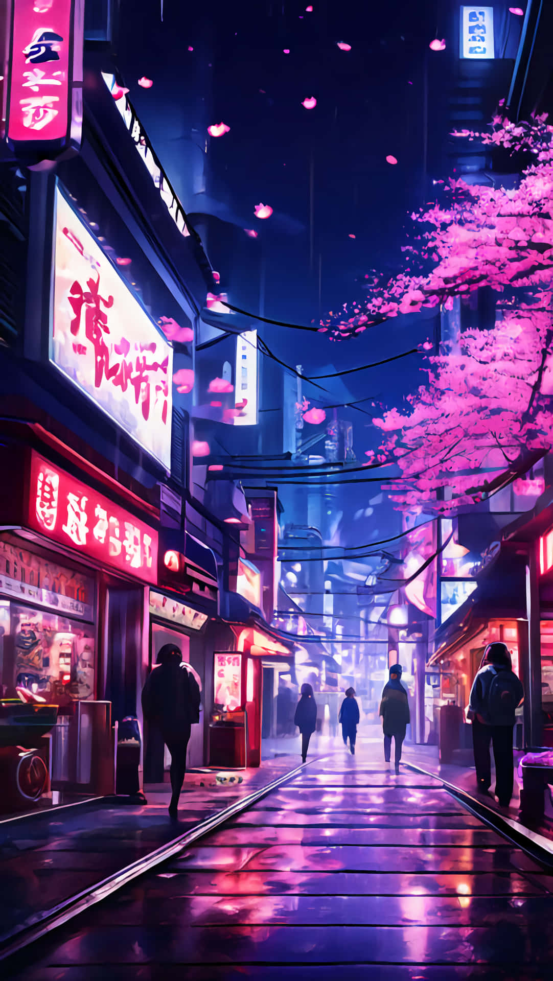 夜晚街道與粉紅花朵 壁紙 — 夜晚東京一條霓虹燈照亮的小巷，櫻花飄浮在濕漉漉的人行道上，反射著發光的招牌和剪影般的行人。