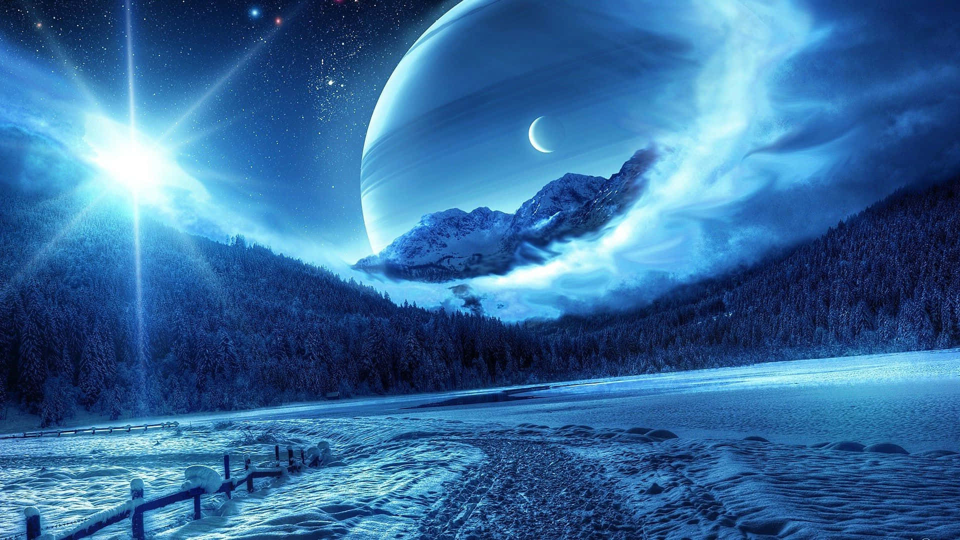 在發光的行星和新月下，星空夜晚中的雪山。
