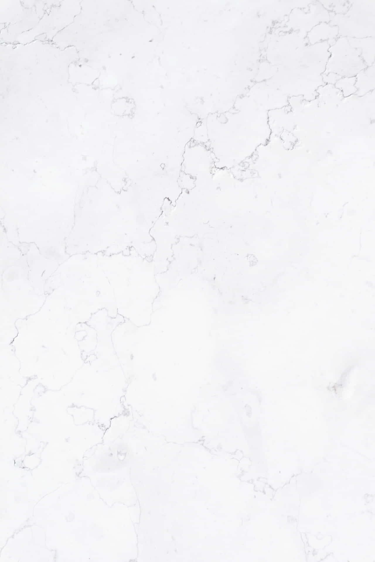 帶灰色紋理的白色大理石表面，適合優雅室內設計。