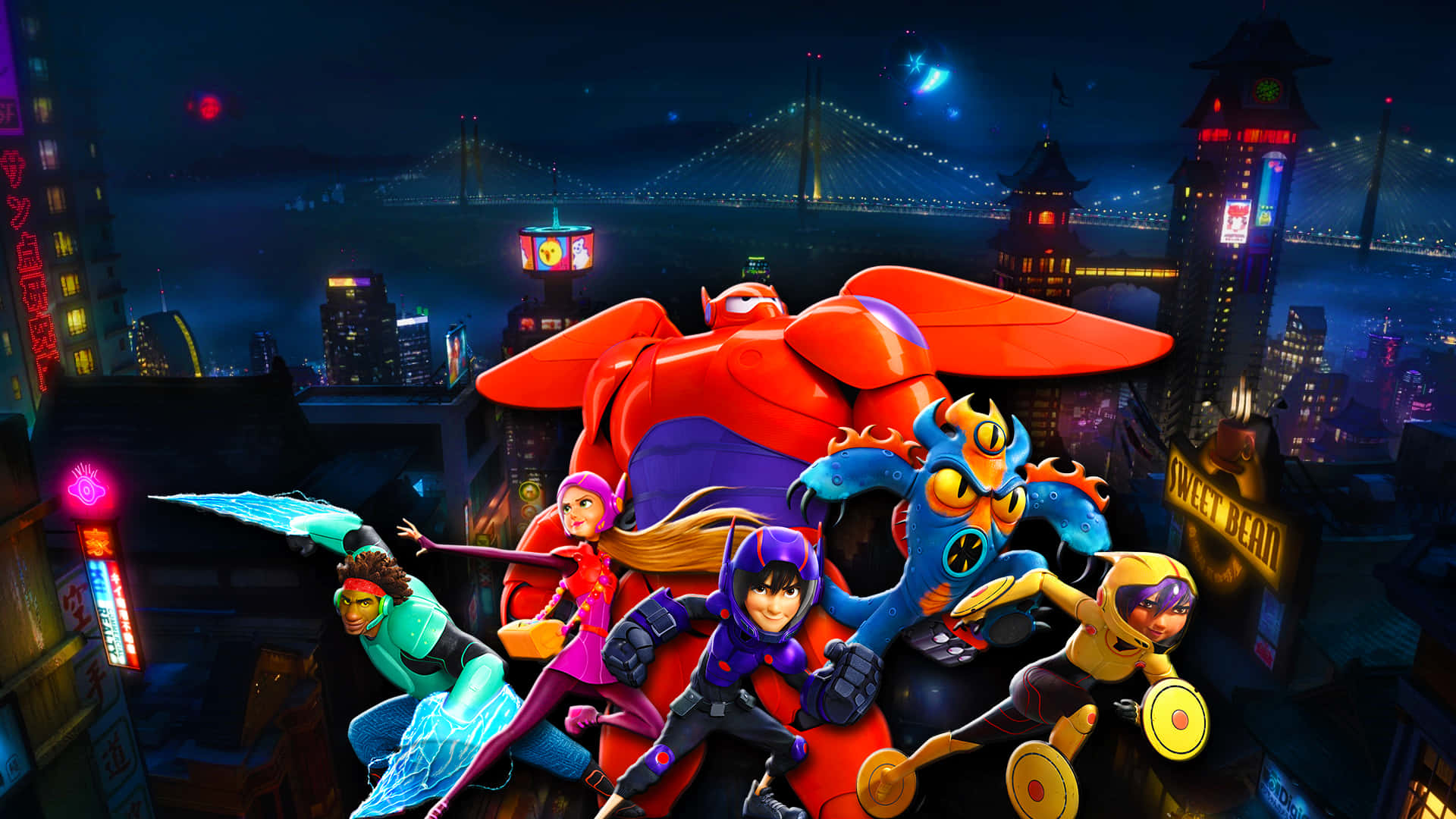 大英雄隊伍團結一心 壁紙 — 一個充滿活力的夜景，Big Hero 6 英雄們以動感姿勢，背景是閃爍著霓虹燈和橋樑的未來城市景觀。
