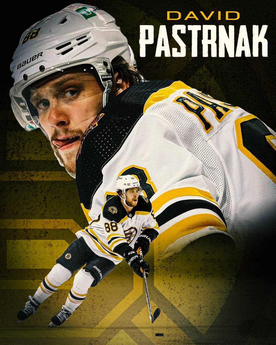 大衛·帕斯特納克冰球球員海報藝術 壁紙 — 冰球運動員 David Pastrnak 身穿白色和金色 Bruins 球衣，表情專注地比賽。