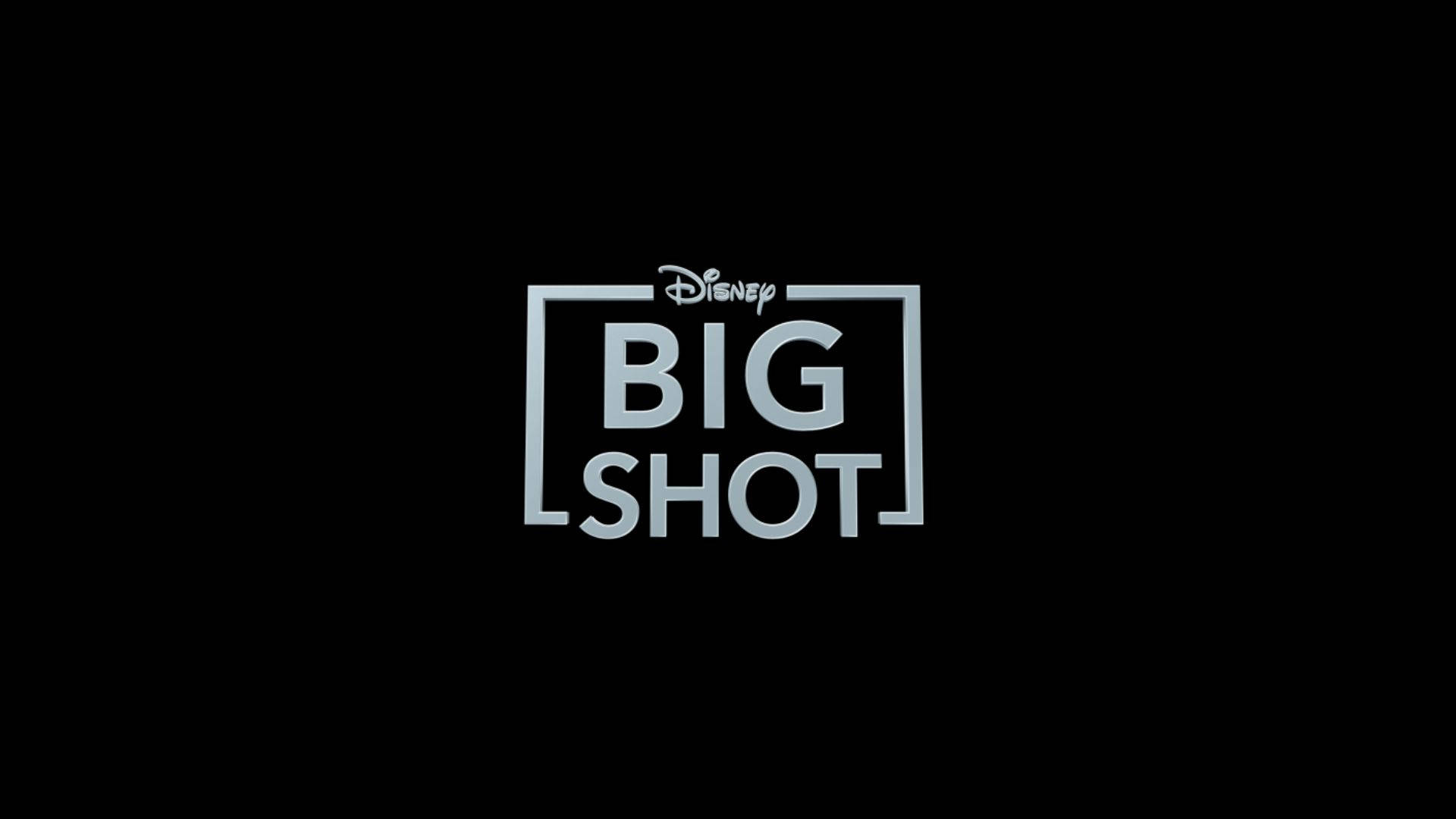黑色背景上的銀色 Disney Big Shot 標誌