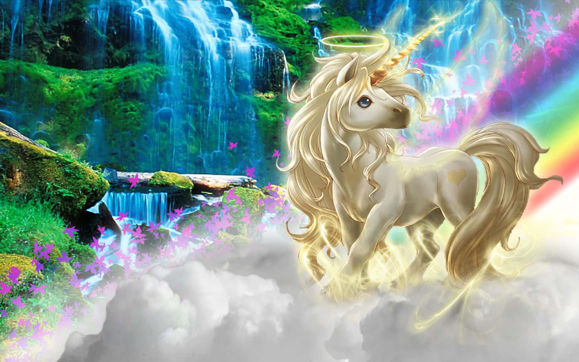 天使獨角獸與瀑布圖像 壁紙 — 一頭閃耀的金色獨角獸，帶有發光的角，站在雲端之上，前方是瀑布，周圍環繞著鮮豔的紫色花朵和茂密的綠色植物。
