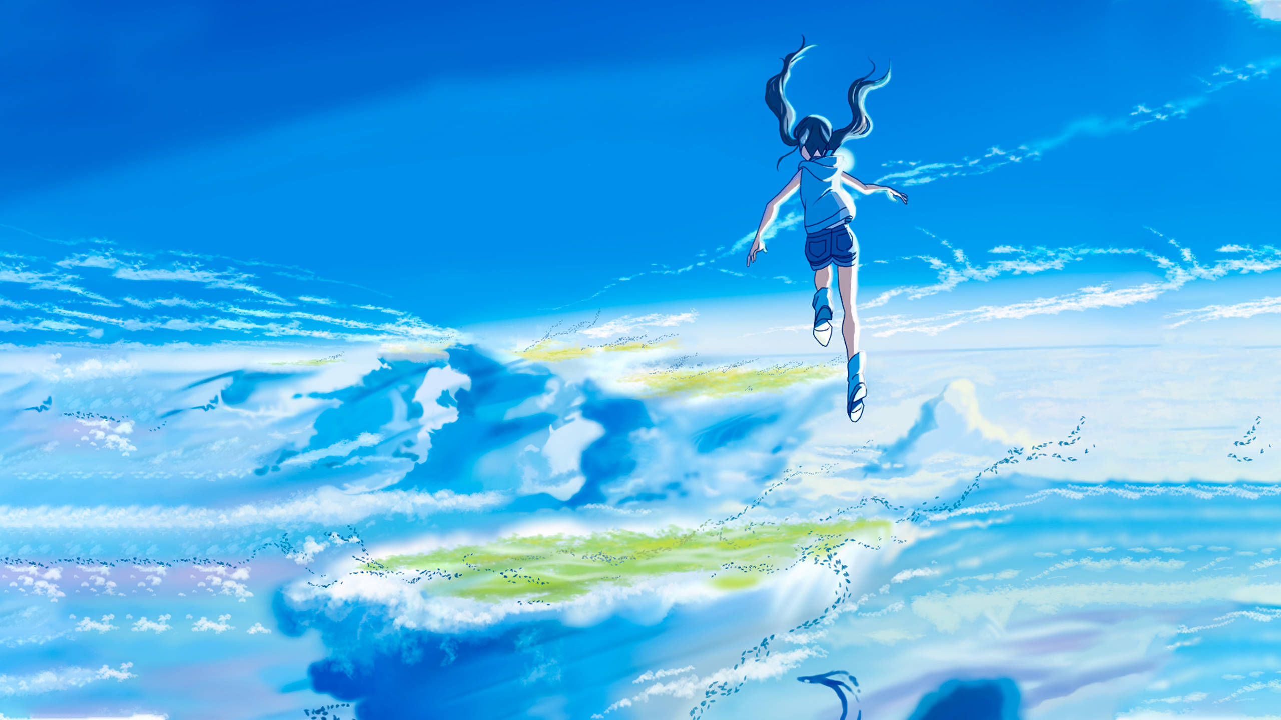 《天氣之子》飄浮的 Hina 壁紙 — 一個雙馬尾的女孩在明亮的藍天白雲下，歡快地跳躍在廣闊的海洋之上。