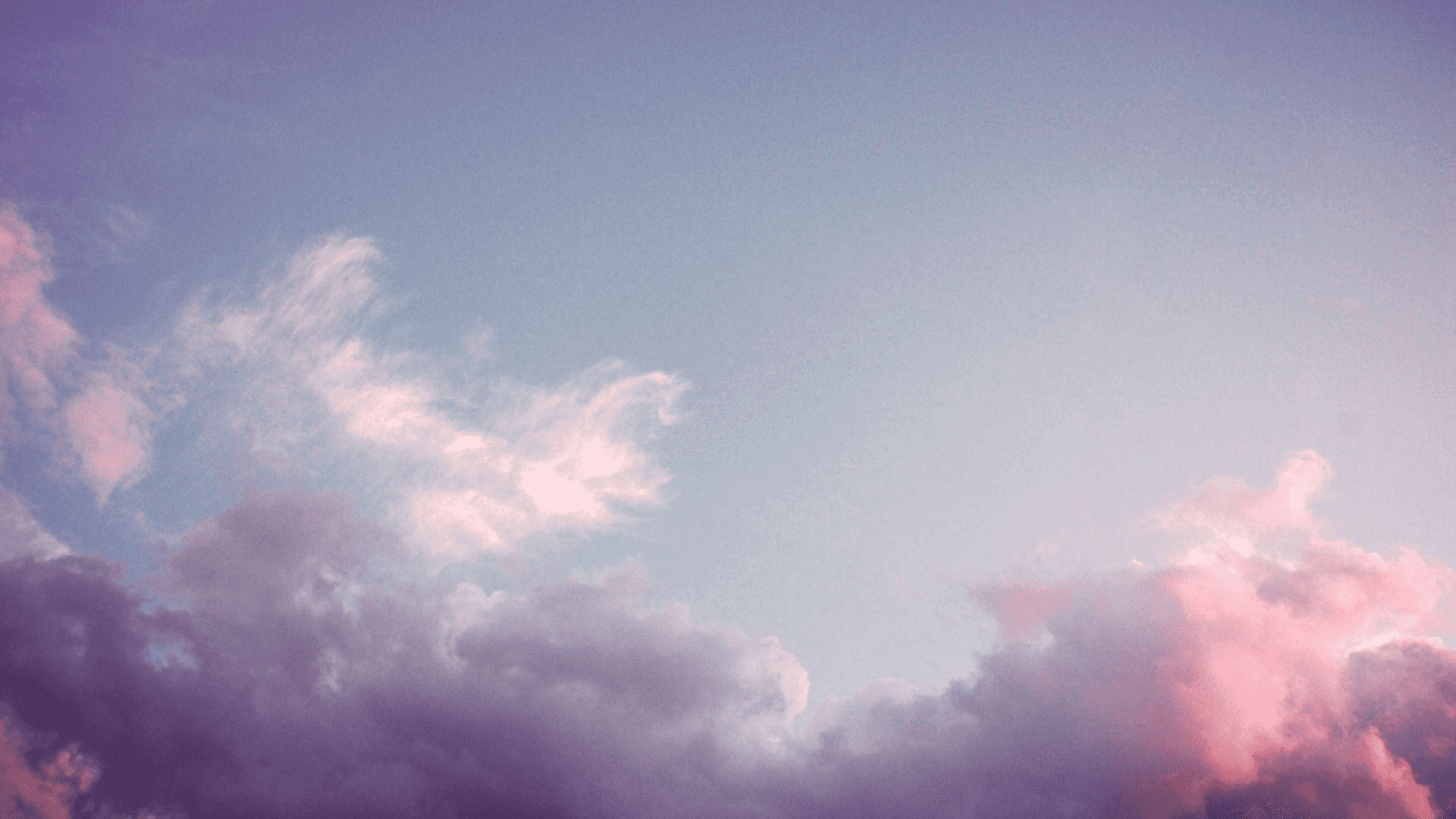 天空 壁紙 — 柔和的粉紅色和紫色雲朵在寧靜的暮色天空中飄移，帶有柔和的漸變。