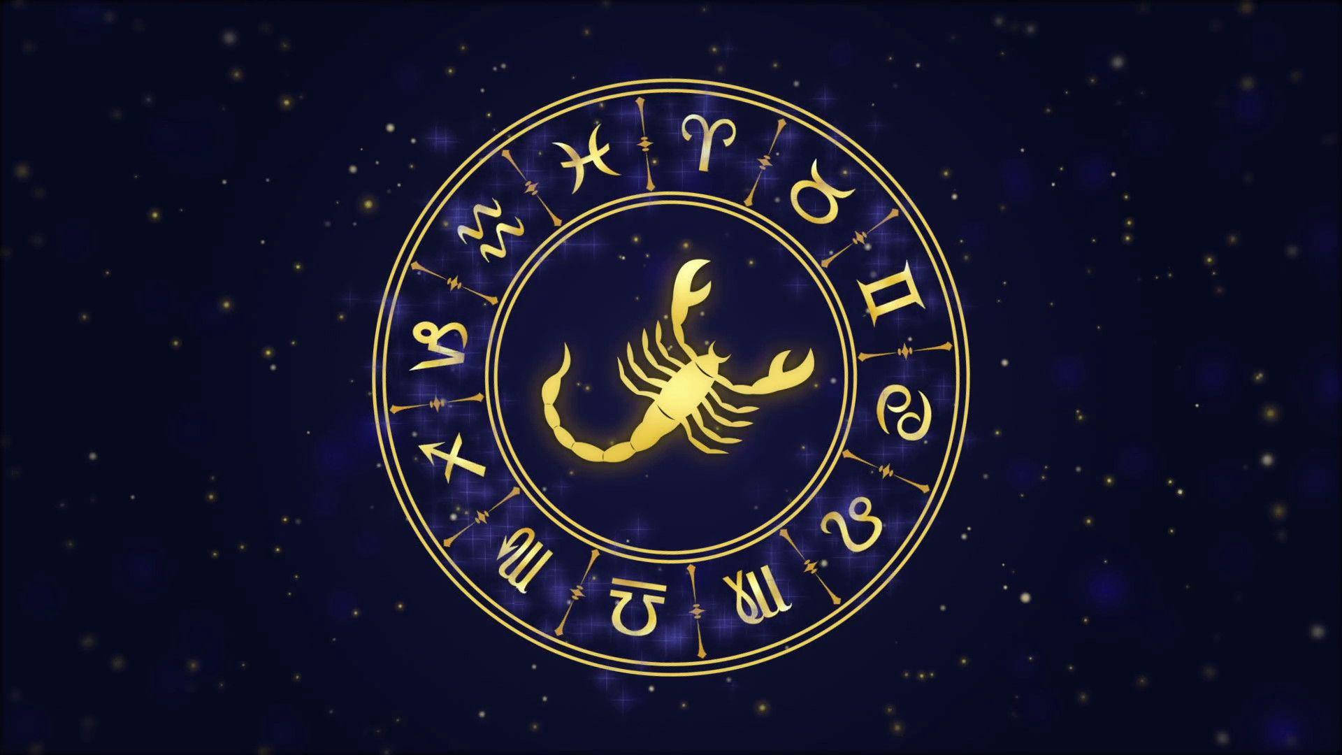黃道輪，金色天蠍座符號被星座環繞，在深藍色星空背景上。