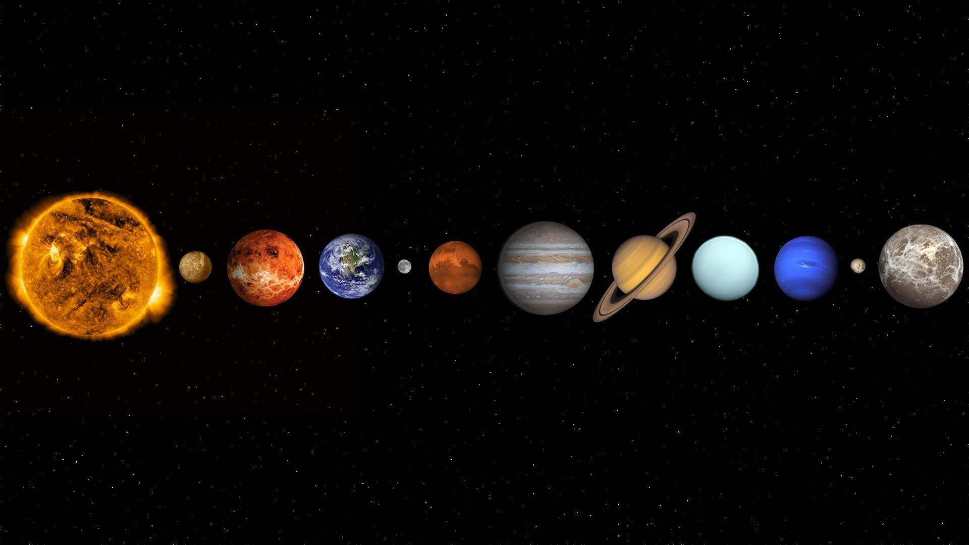 太陽系行星排成一列，背景係星空背景，太陽喺左邊。