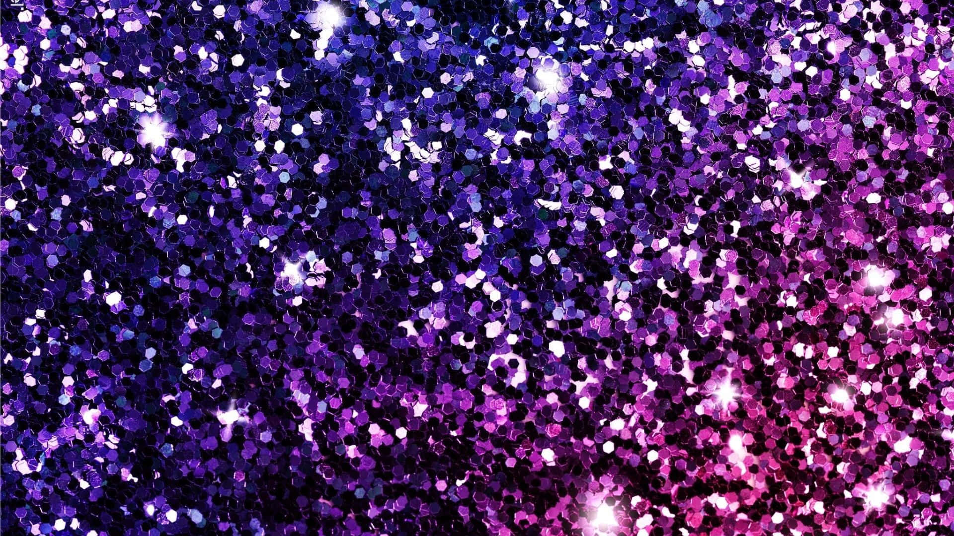 奢華高解析度金箔背景 壁紙 — 紫色和粉紅色閃粉顆粒的耀眼漸變，表面散佈著明亮的閃光。