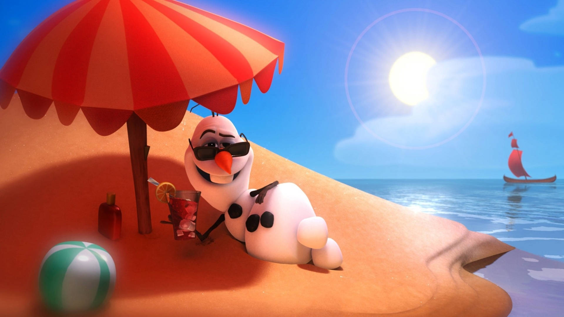 奧拉夫夏日海灘 壁紙 — Olaf 在陽光明媚的海灘上，在紅色遮陽傘下休息，喝著飲料，遠處有帆船。