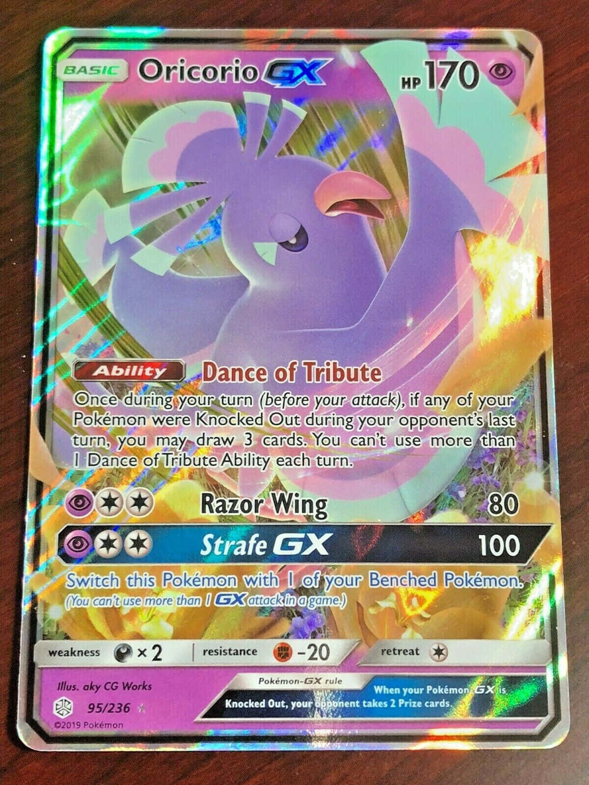 奧里科里奧寶可夢TCG卡牌 壁紙 — 一張全息寶可夢卡牌， featuring 紫色 Oricorio GX，帶有發光的彩虹箔效果和火焰背景藝術。