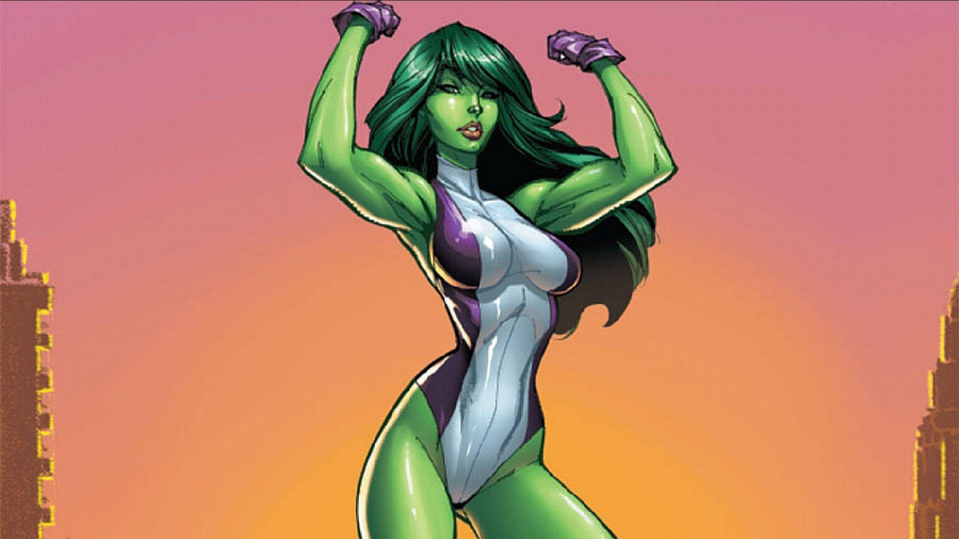She-Hulk在日落城市背景下展示肌肉。