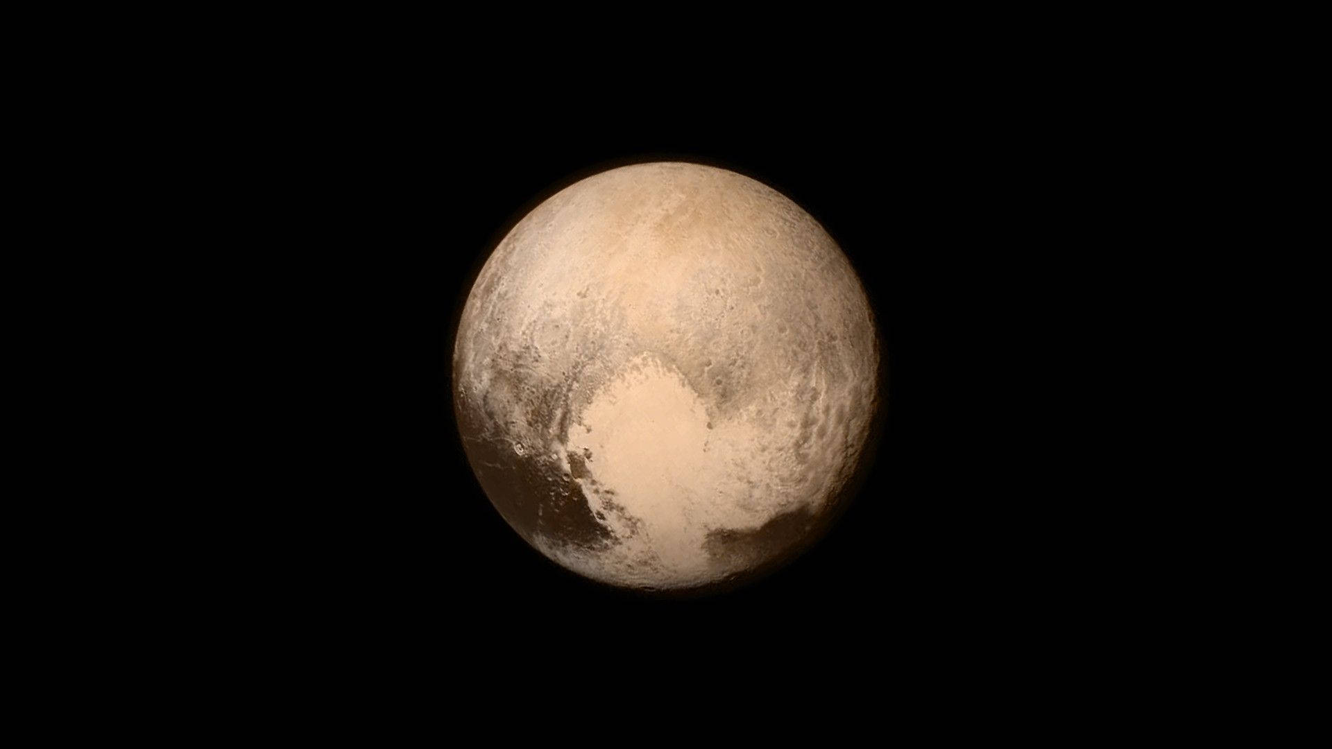 孤獨的冥王星 壁紙 — 冥王星的詳細視圖，展示其冰凍表面，明暗區域對比，襯托著太空的漆黑。