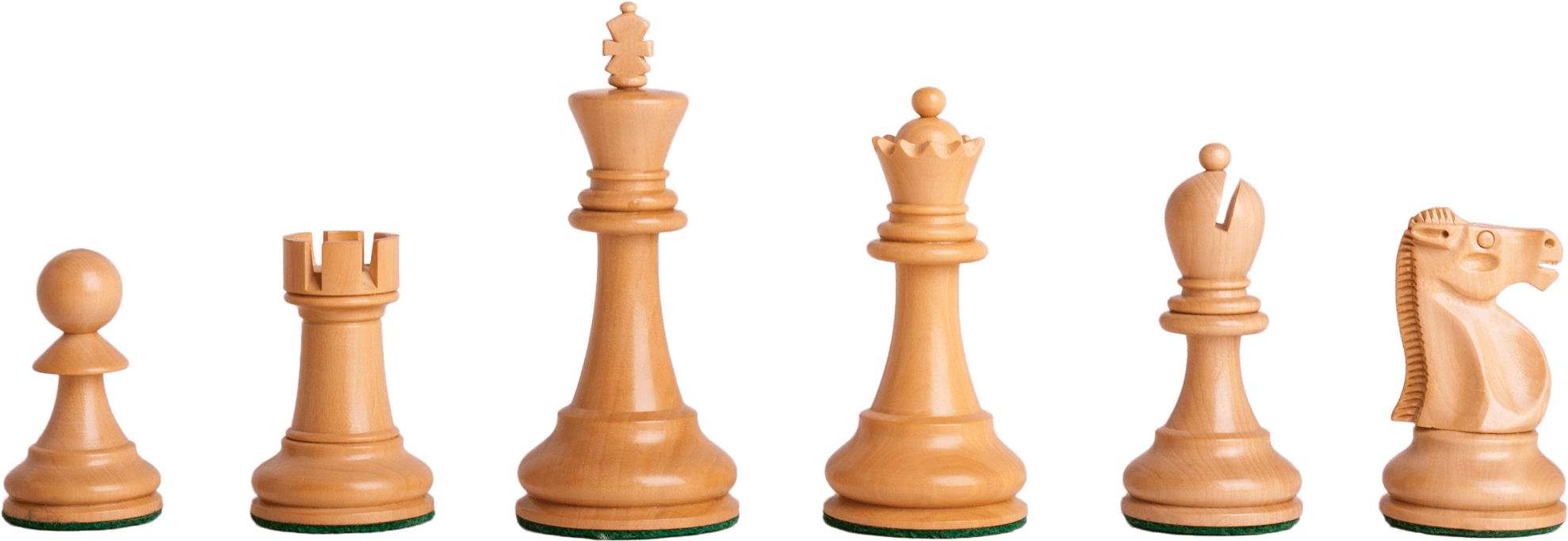 完整木製棋子組 壁紙 — 六個淺色木製國際象棋棋子排列成一排，背景為純黑色。