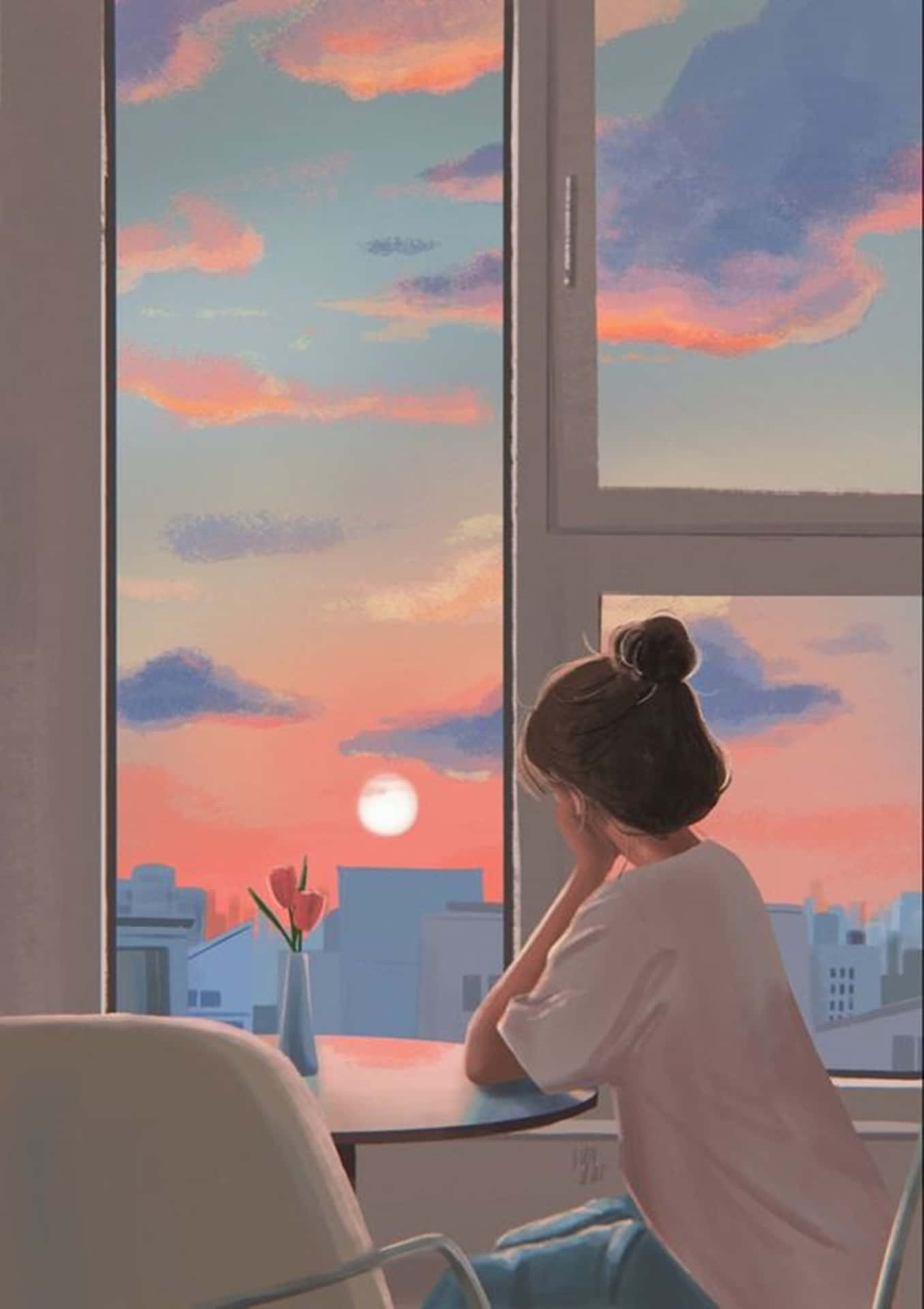 女孩坐在窗邊，觀賞日落，城市上空呈現粉紅、橙、藍色的天空