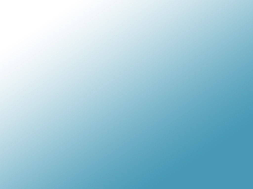 寧靜的天空藍漸層 壁紙 — 由淺藍到深藍的柔和漸變，讓人聯想到平靜的天空或寧靜的水面。