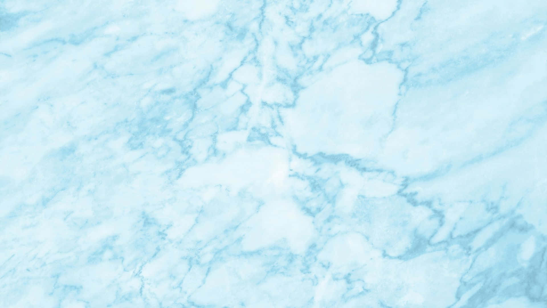 Blue Marble 桌布 壁紙 — 寧靜的淺藍色和白色大理石紋理，帶有流動的紋理和柔和的漸變。