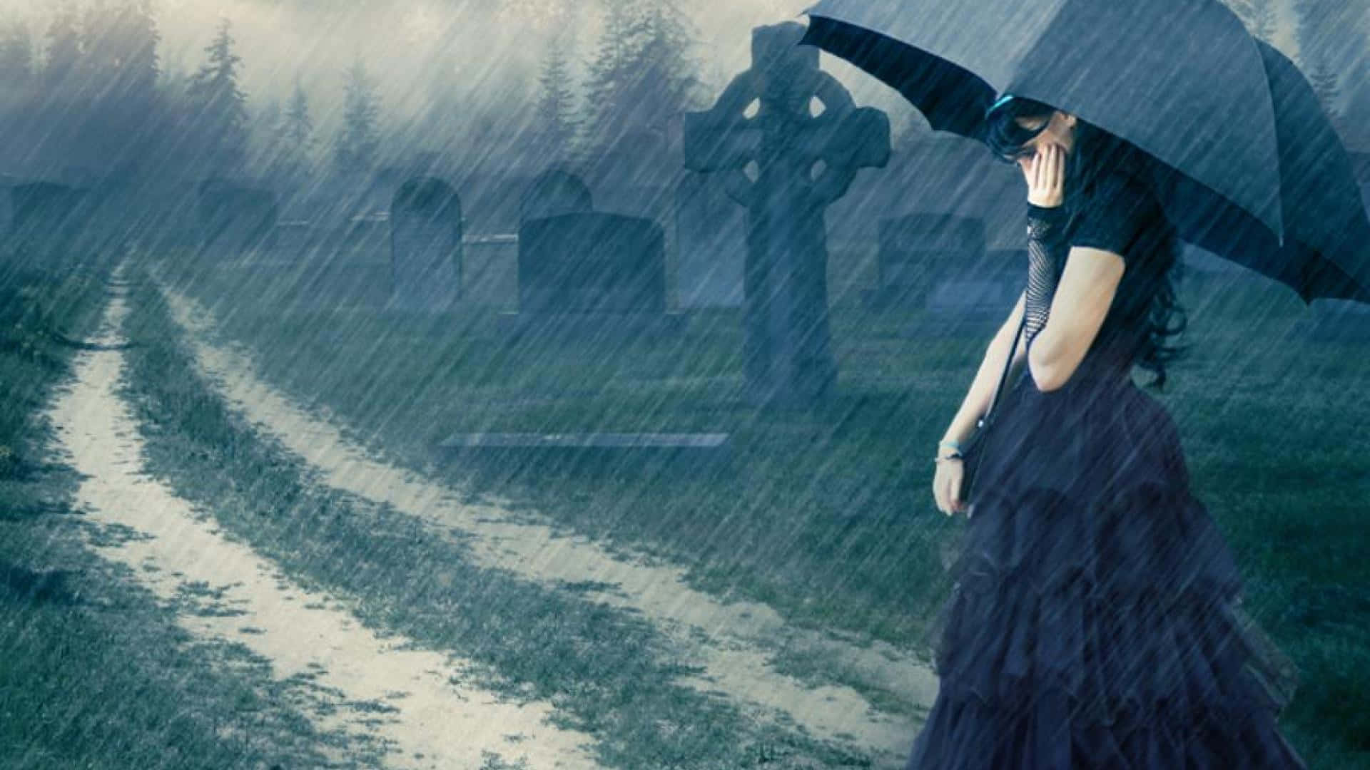 身穿黑色連衣裙女子撐傘走過雨水浸濕墓地