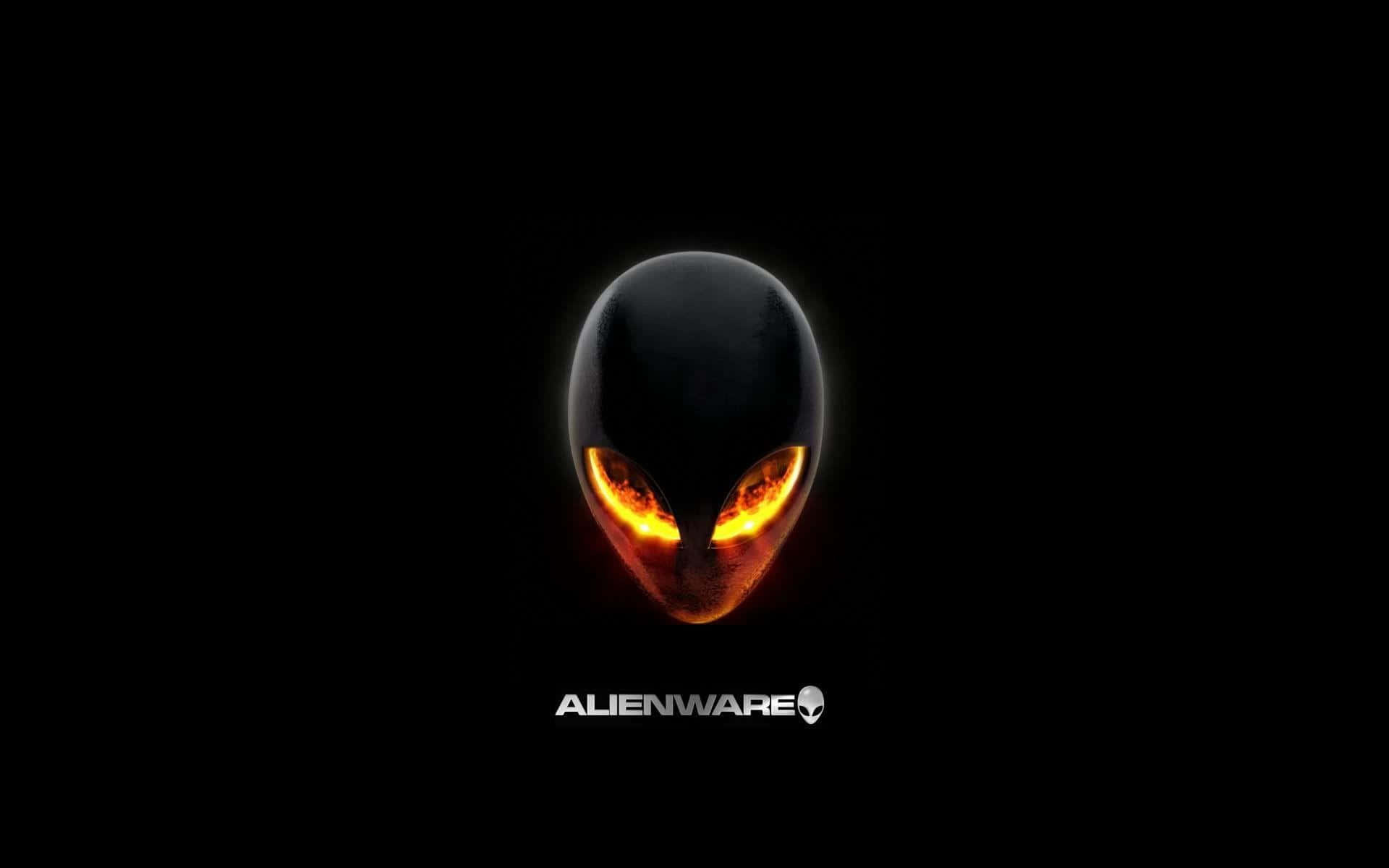 發光的外星人頭部，帶有火熱眼睛和Alienware標誌，黑色背景。