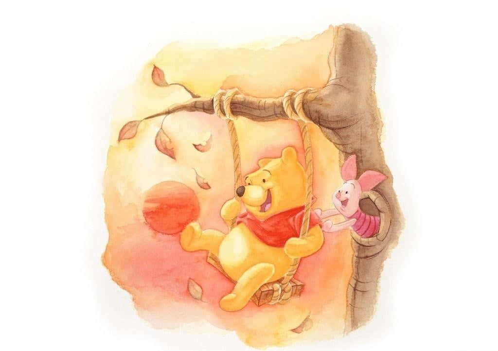Piglet 桌布 壁紙 — 小熊維尼在繩索鞦韆上開懷大笑，小豬皮傑推著他，周圍是溫暖水彩色調中飄落的秋葉。