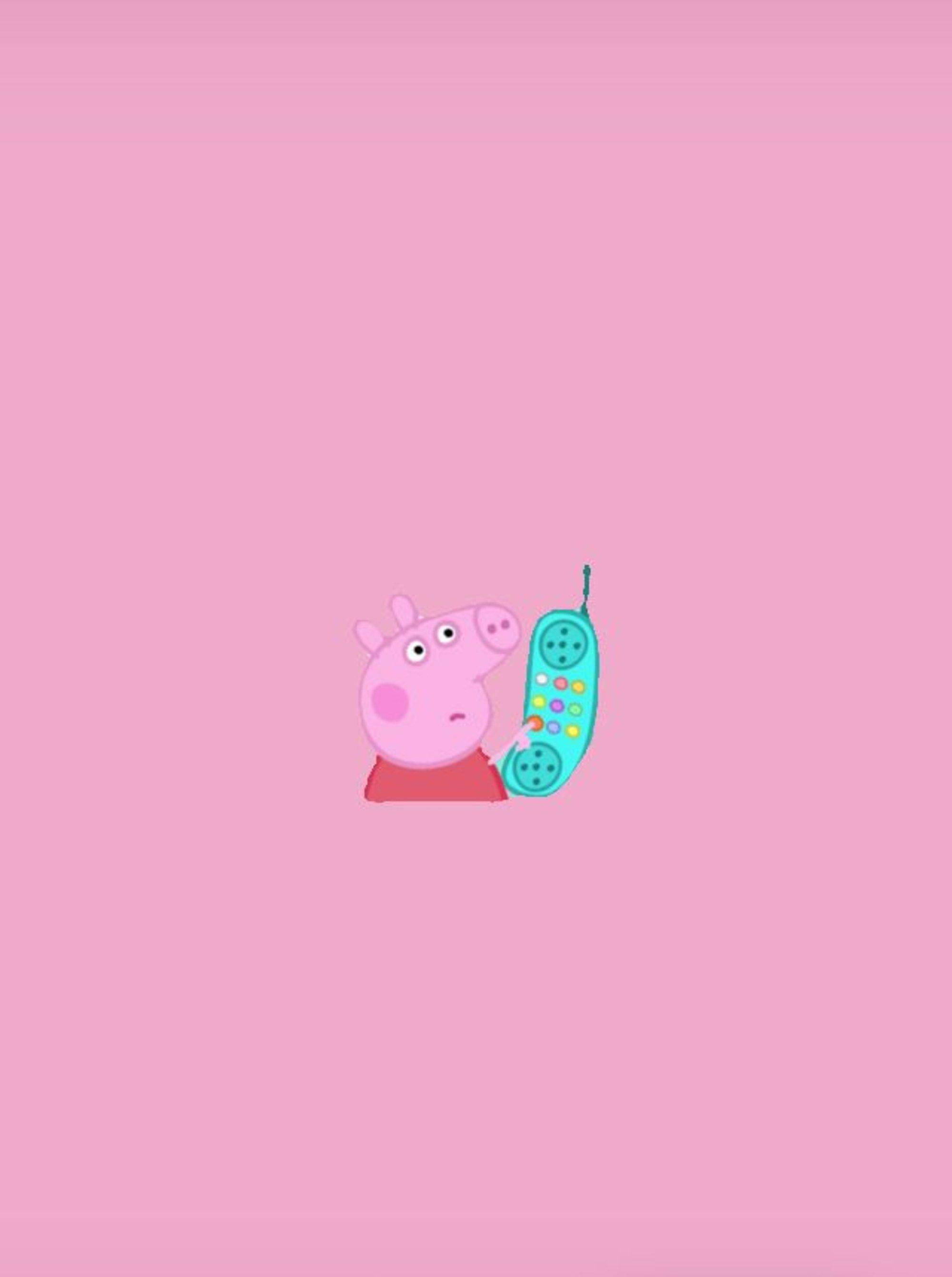 小豬佩奇出現在手機螢幕上，粉紅背景 壁紙 — Peppa Pig 喺純粉紅色背景上，以簡約設計手持一個青綠色復古電話。