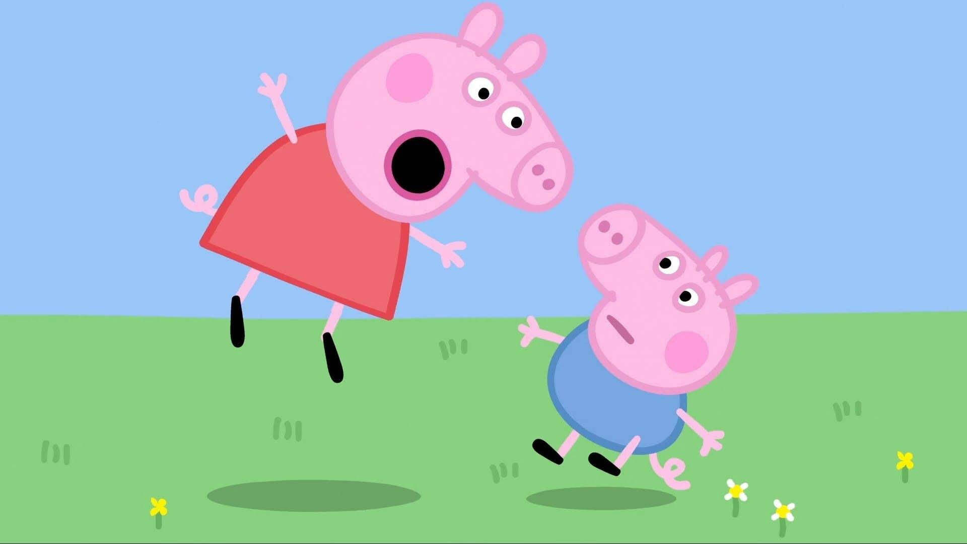 Peppa Pig 和 George Pig 喺有雛菊嘅草地上跳嚟跳去。