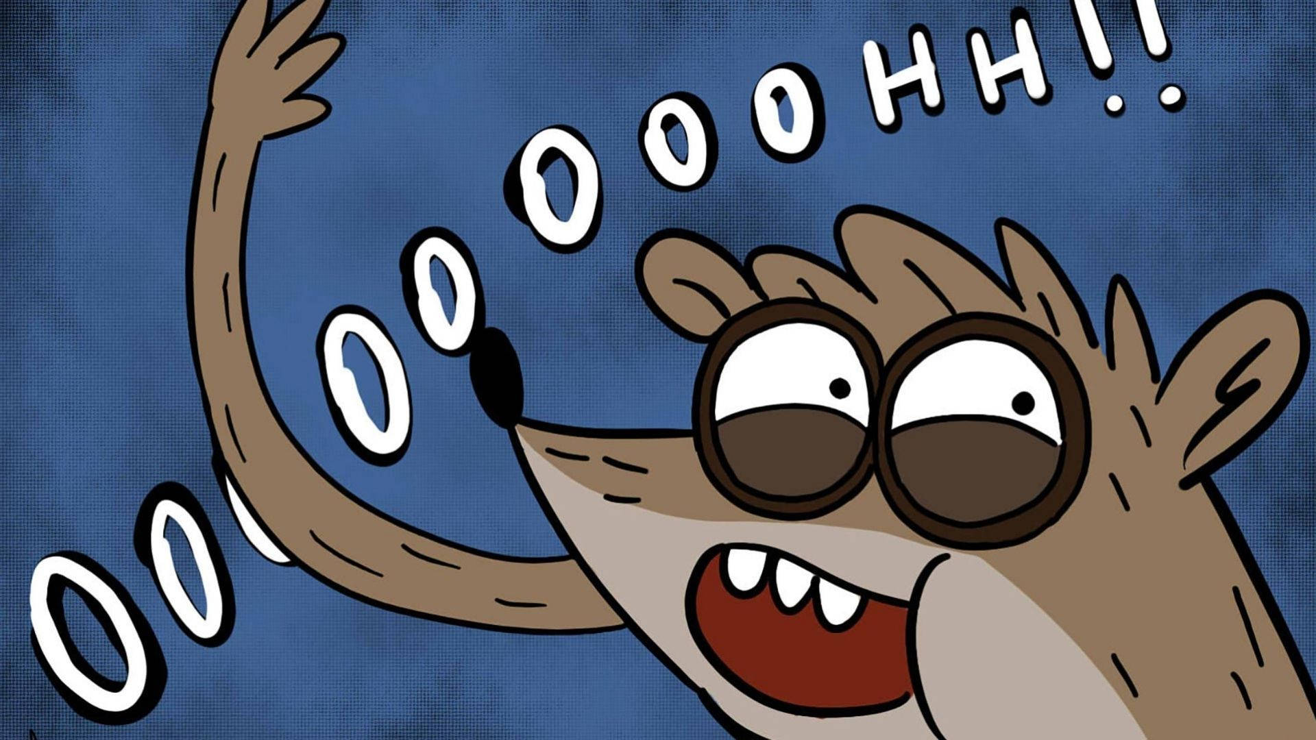 尖叫的 Regular Show Rigby 壁紙 — 一隻戴著太陽眼鏡的卡通囓齒動物，睜大眼睛，伸出一隻手臂，在藍色紋理背景上尖叫。