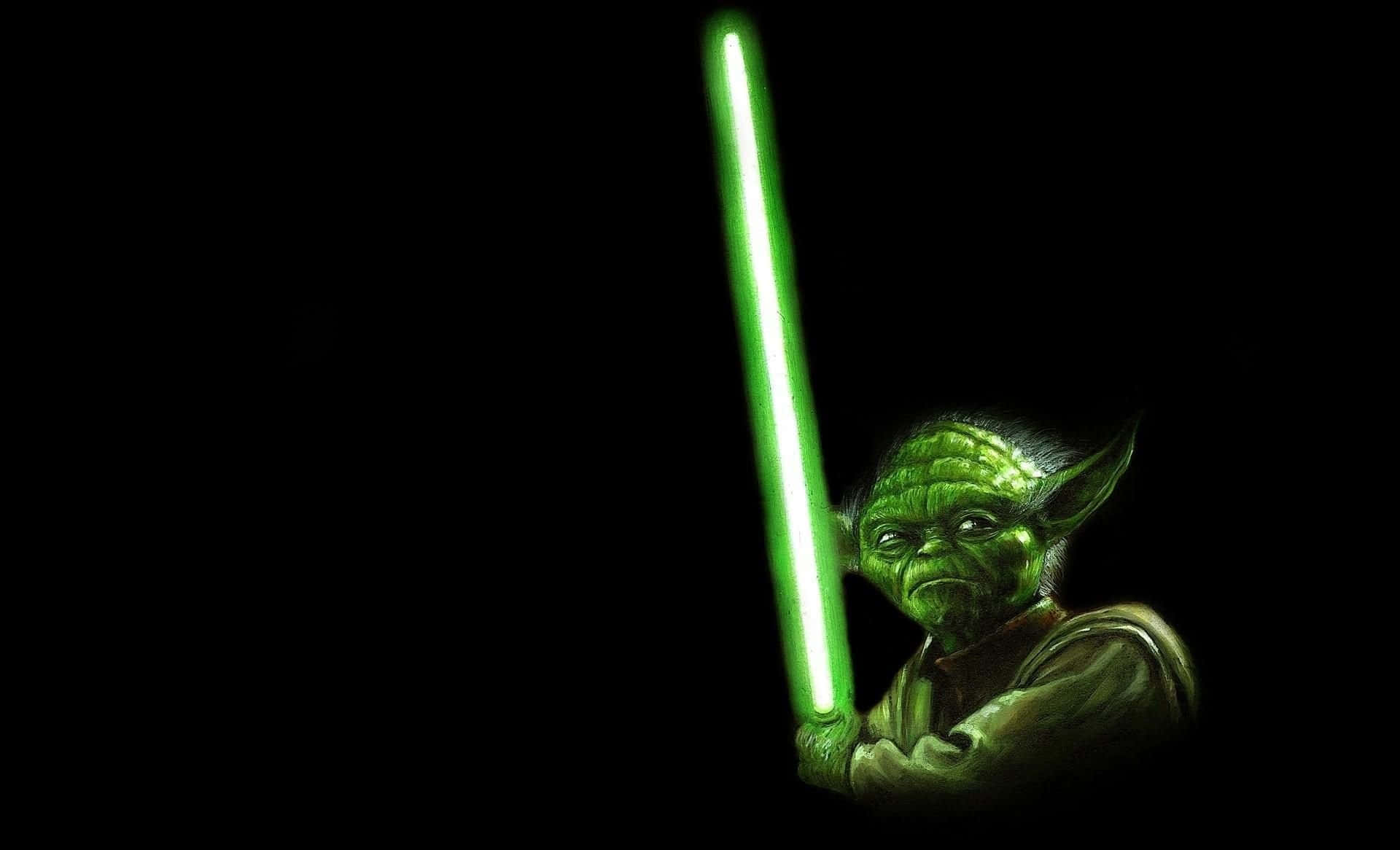 Yoda 桌布 壁紙 — 尤達手持發光的綠色光劍，在黑色背景前專注凝視。