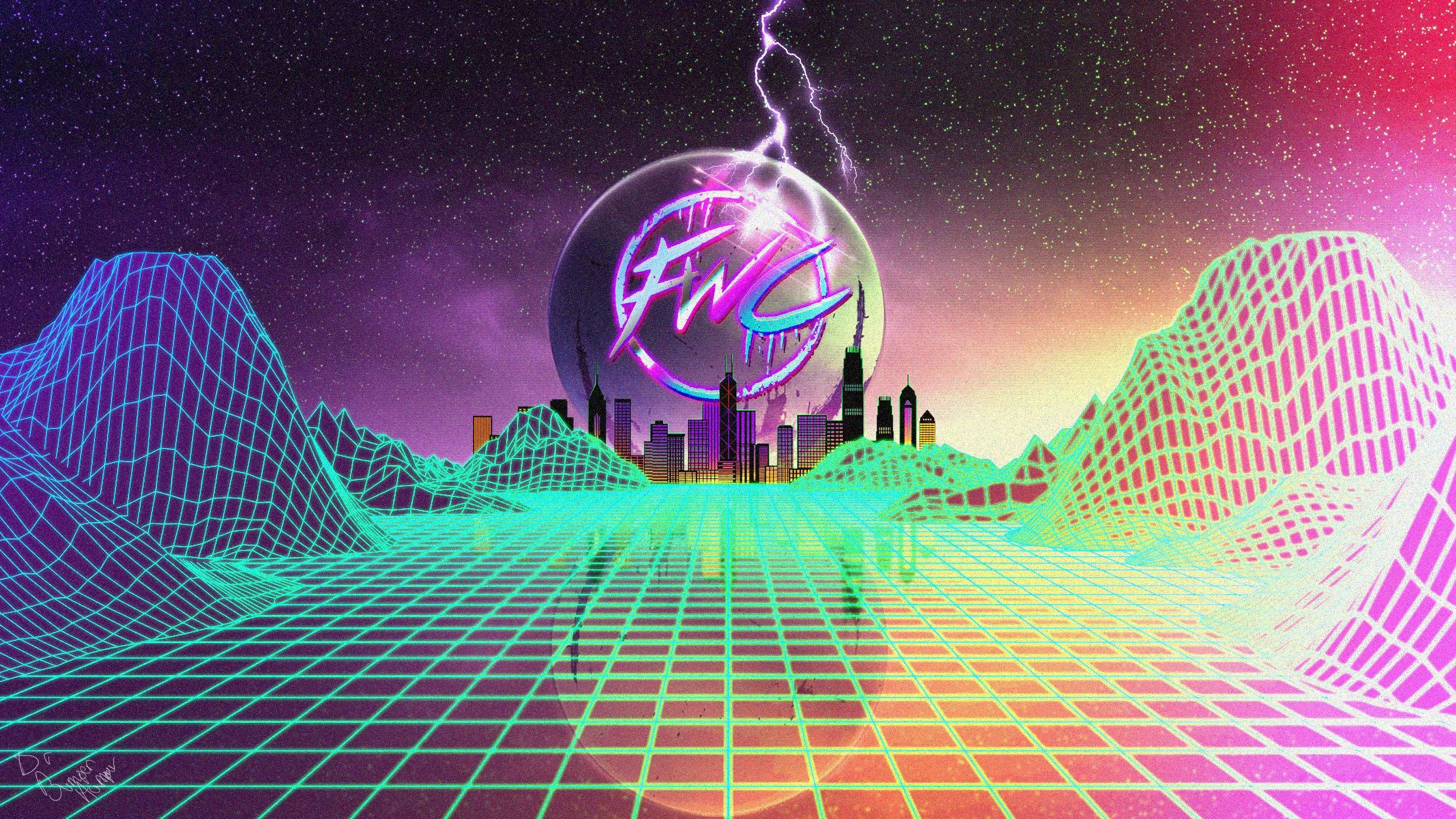 山與城市風景蒸汽波桌面 壁紙 — 在星空下，一個發光的球體和閃電照亮了城市天際線上的霓虹網格景觀。